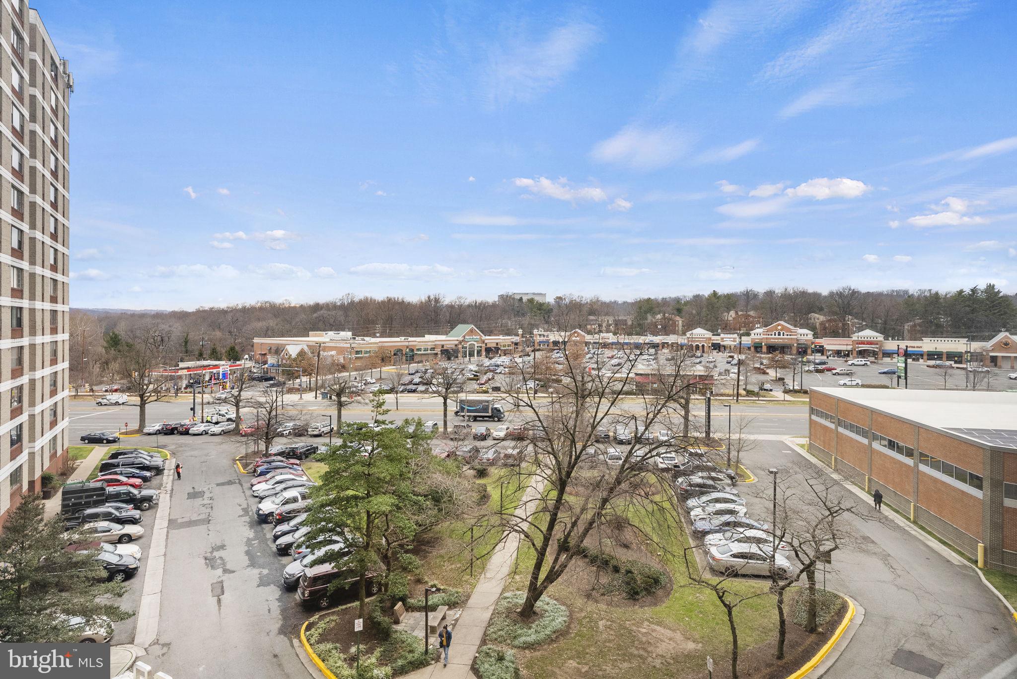 FORTY SIX HUNDRED - Residential