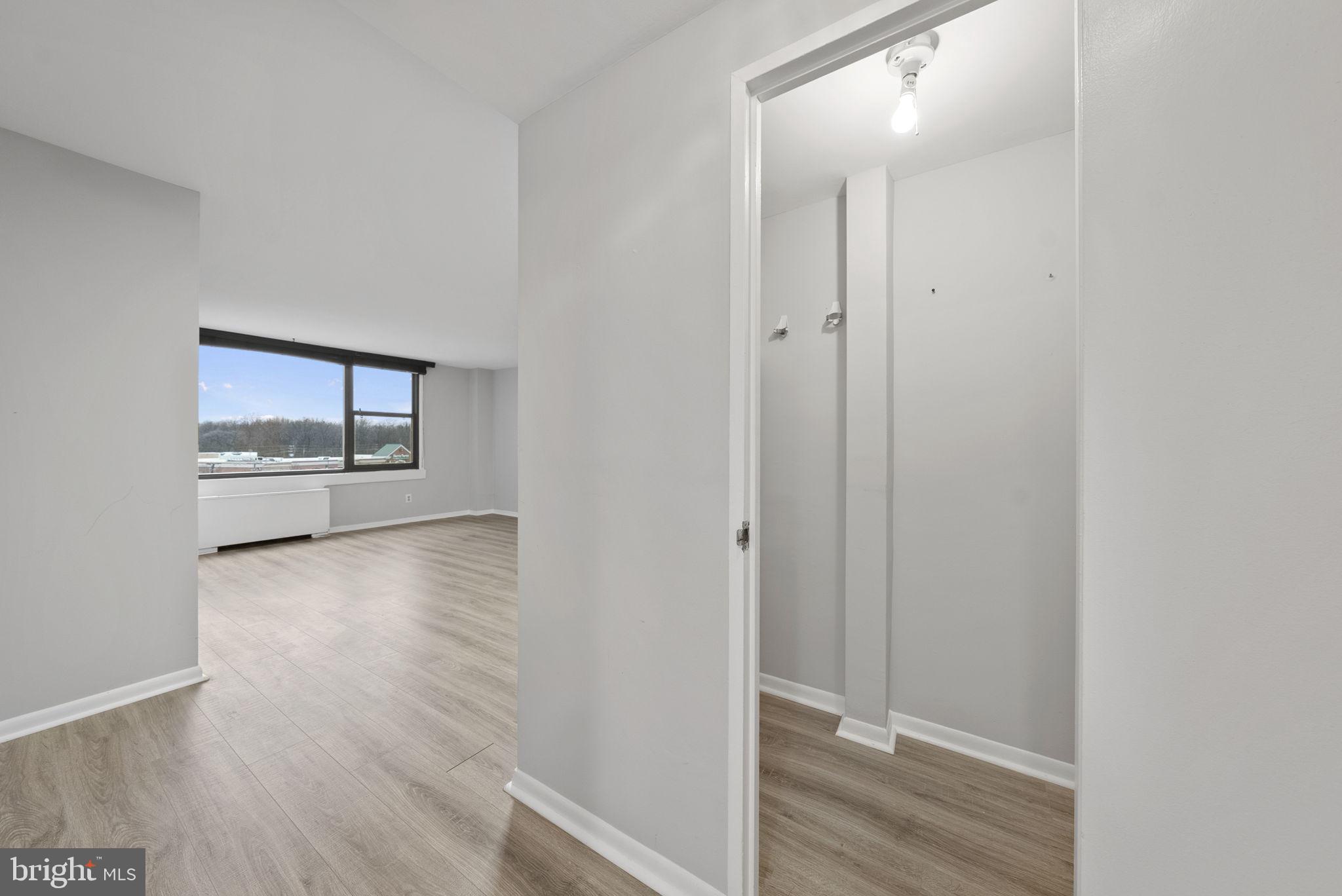 FORTY SIX HUNDRED - Residential