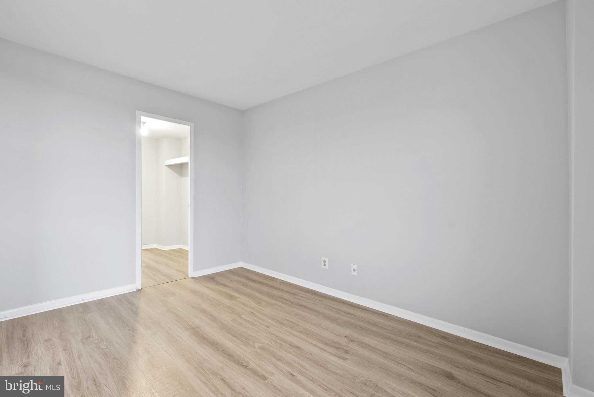 FORTY SIX HUNDRED - Residential