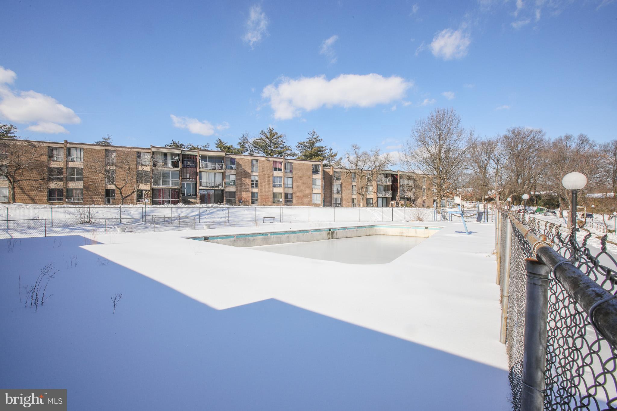 BEDFORD TOWNE CONDO - Residential