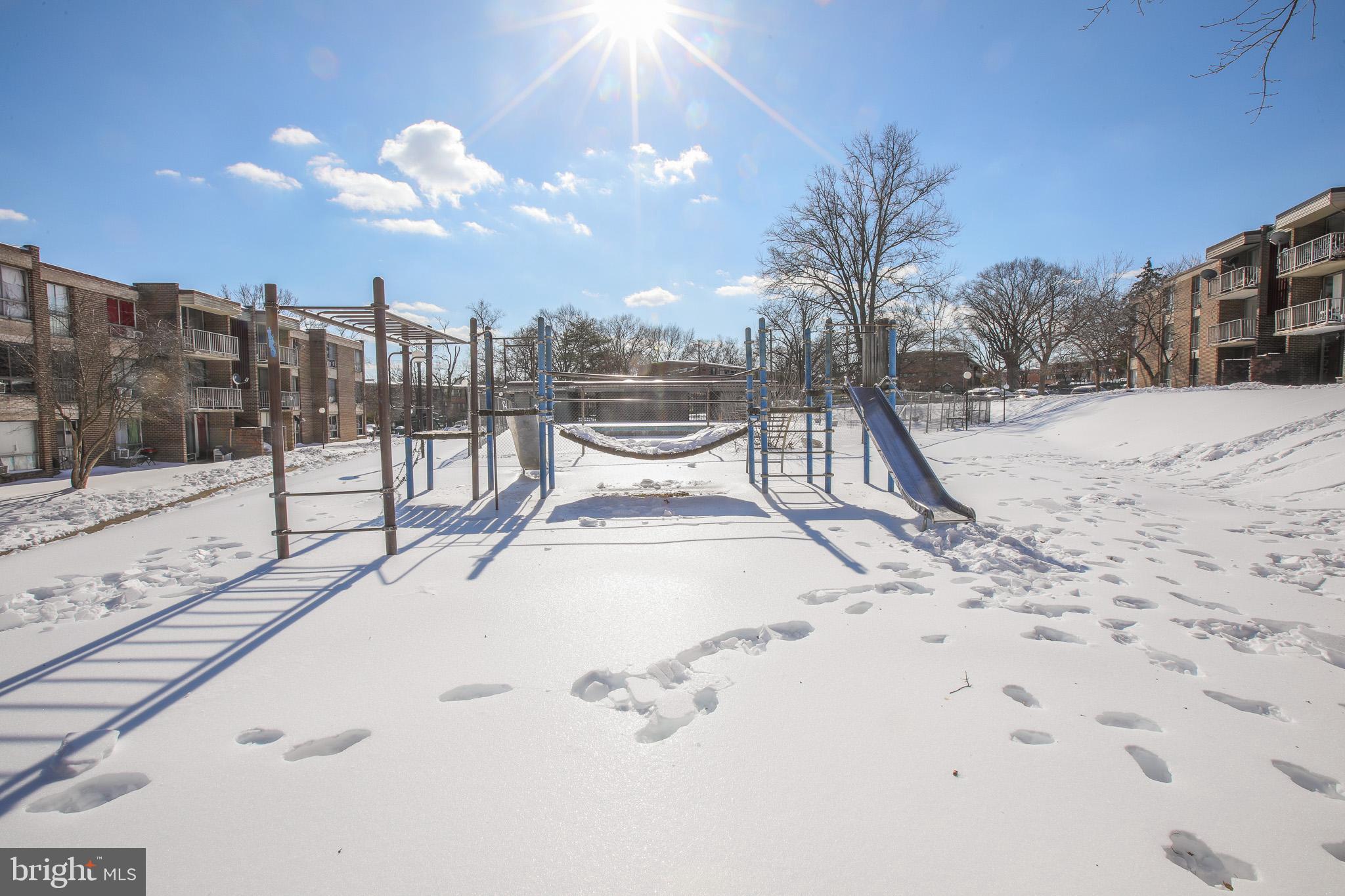 BEDFORD TOWNE CONDO - Residential