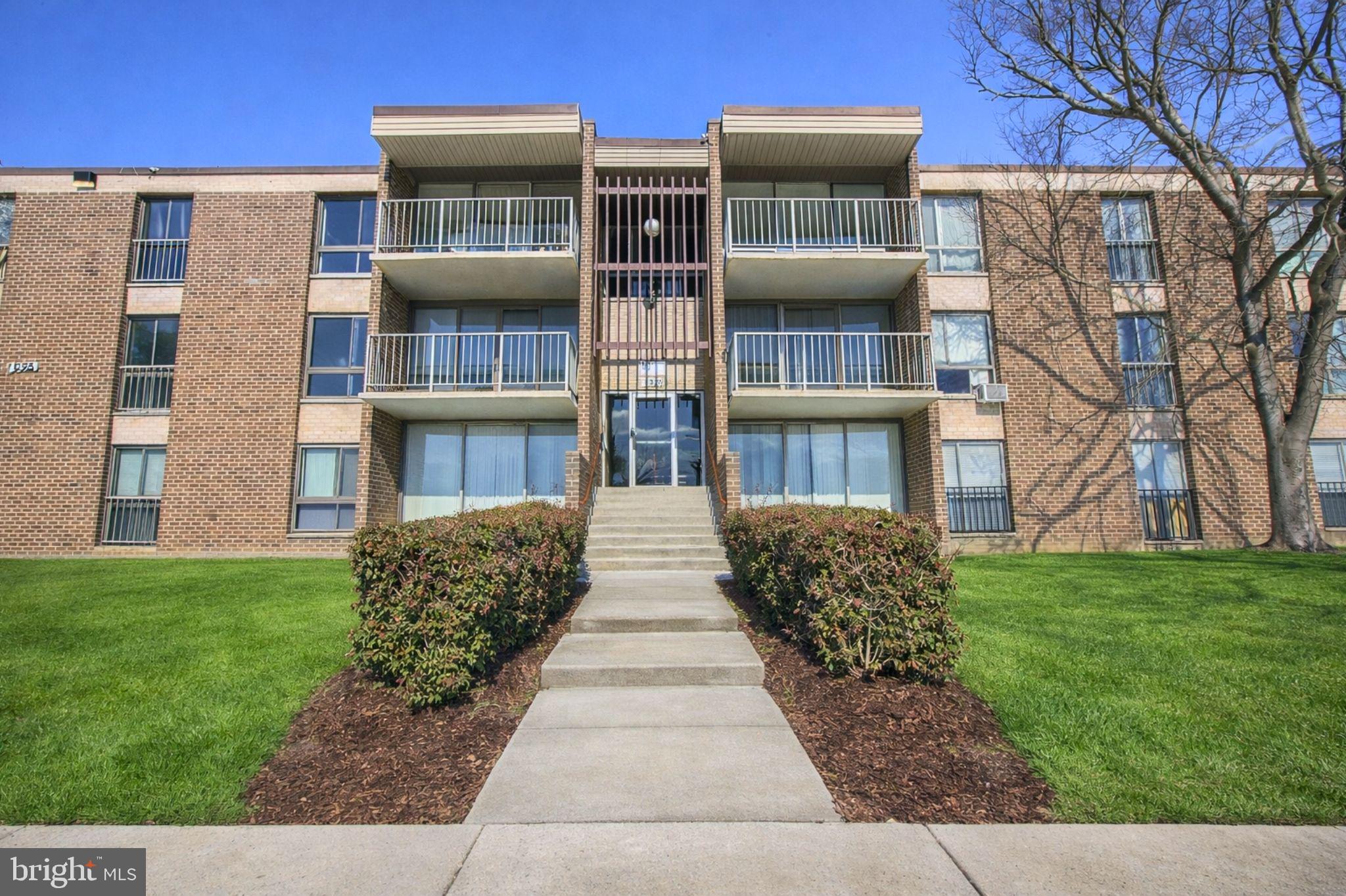BEDFORD TOWNE CONDO - Residential