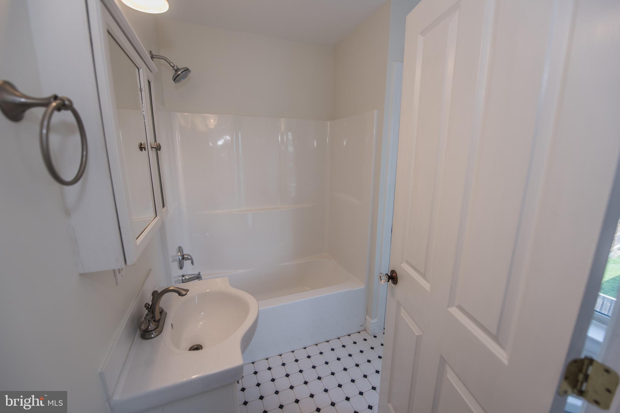 NONE -TOWN OF STRASBURG - Residential