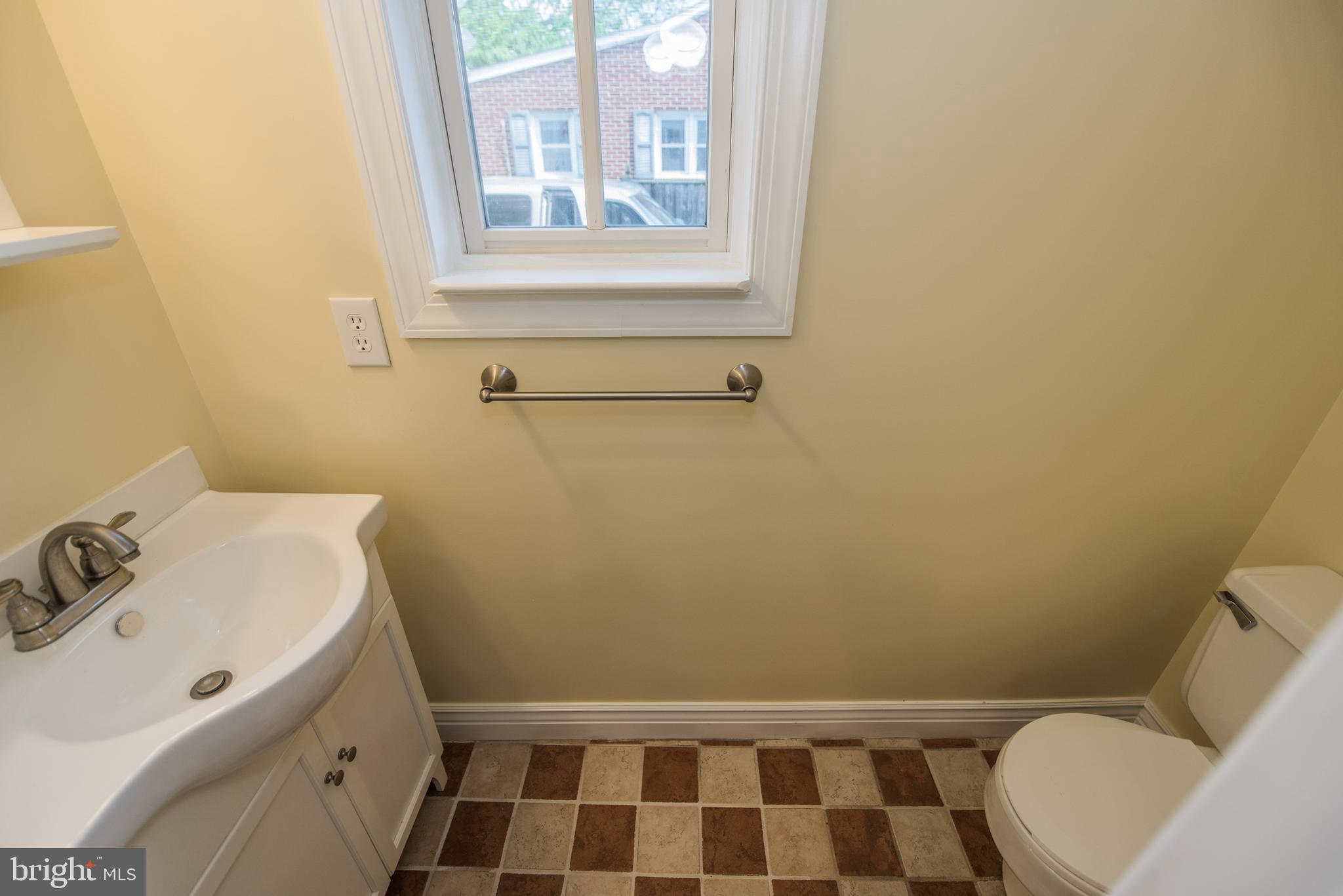 NONE -TOWN OF STRASBURG - Residential