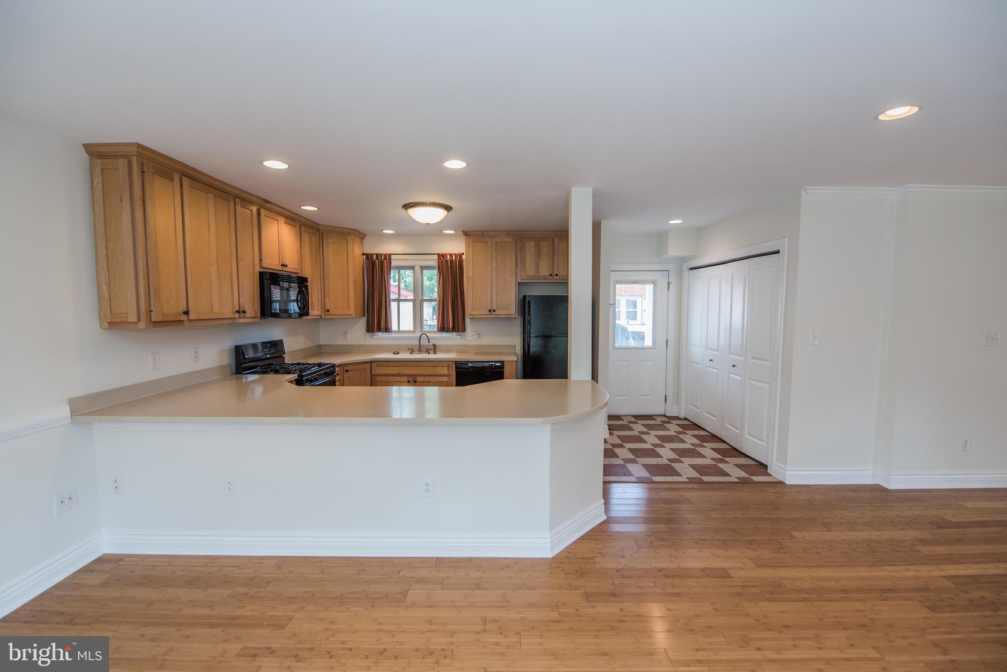 NONE -TOWN OF STRASBURG - Residential