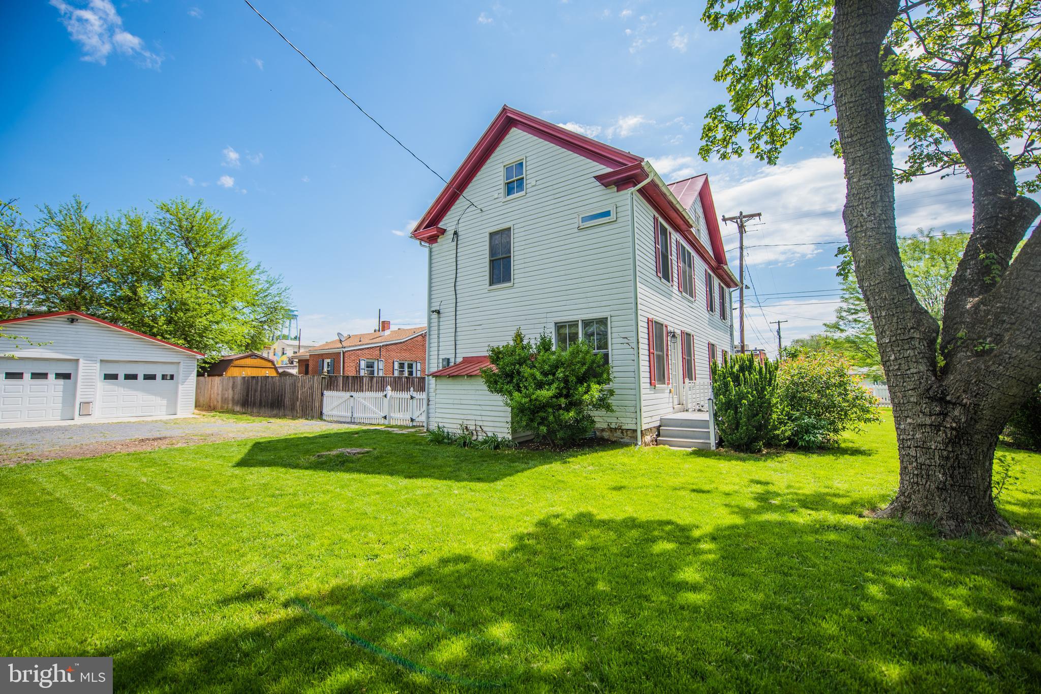 NONE -TOWN OF STRASBURG - Residential