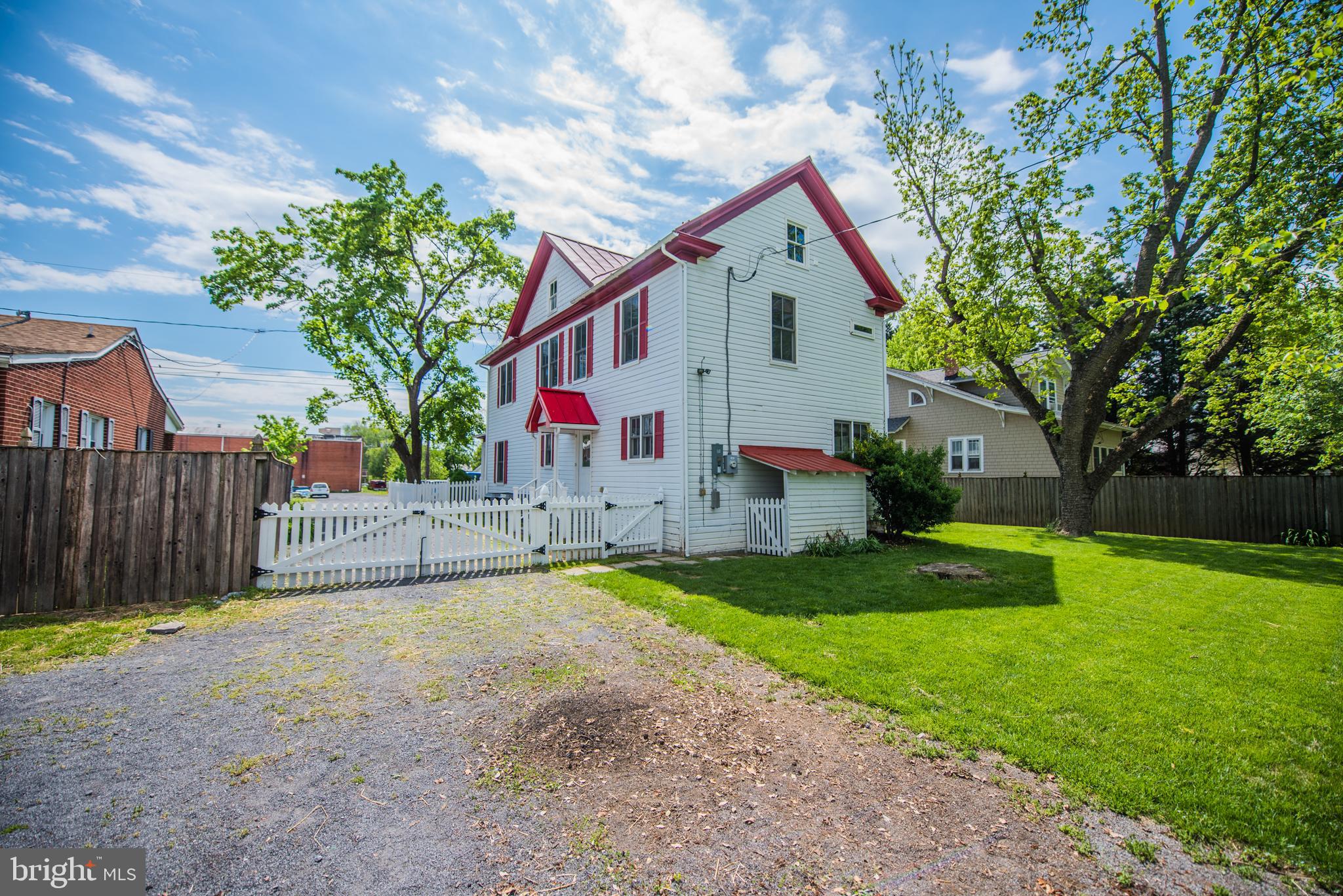 NONE -TOWN OF STRASBURG - Residential