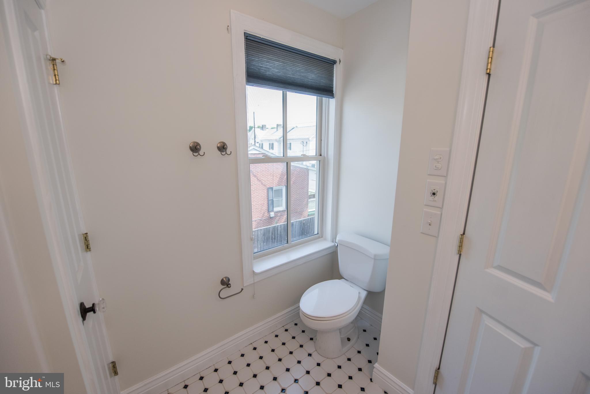 NONE -TOWN OF STRASBURG - Residential