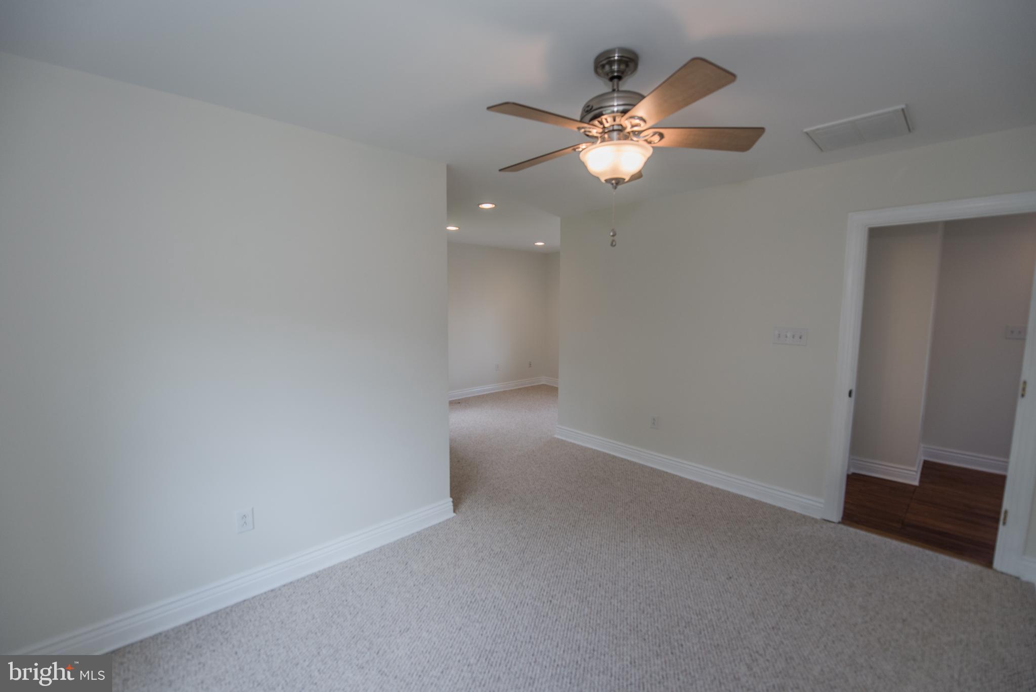 NONE -TOWN OF STRASBURG - Residential