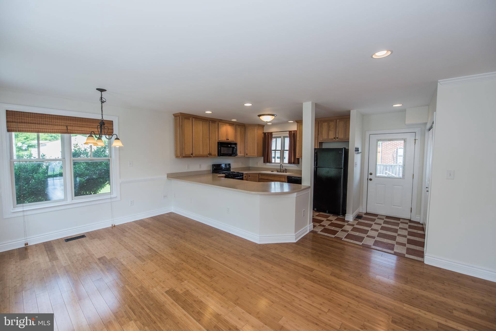 NONE -TOWN OF STRASBURG - Residential