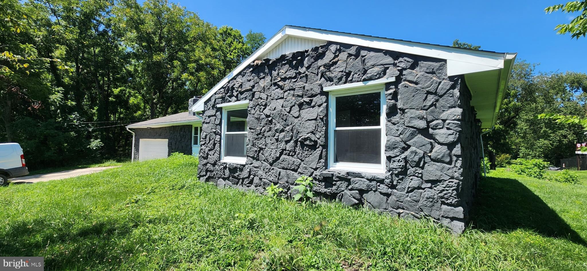 2493 FIDDLERS ELBOW ROAD