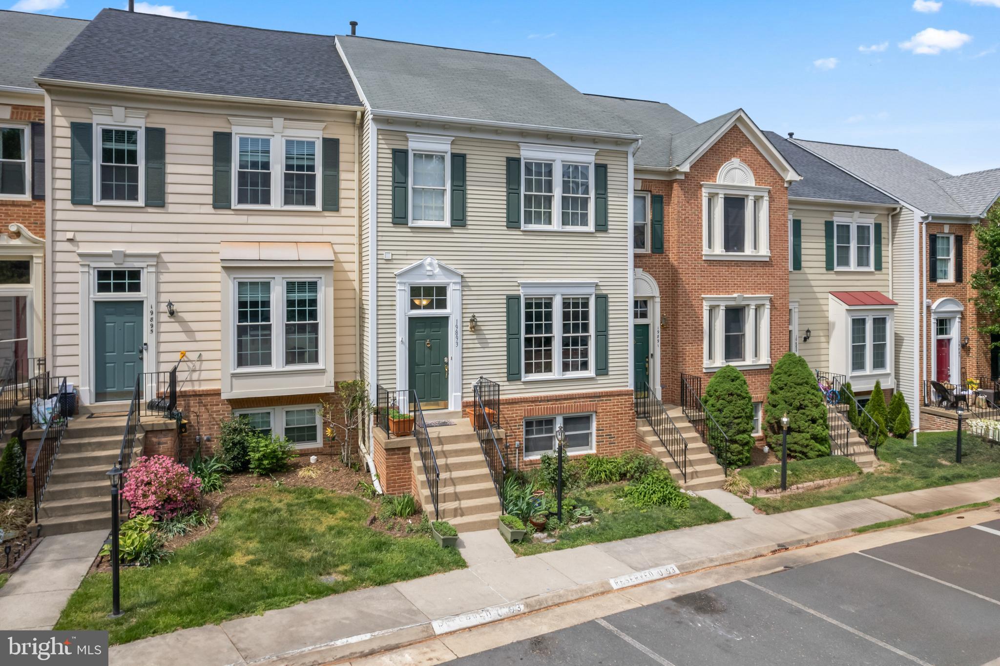 19893 UPLAND TERRACE