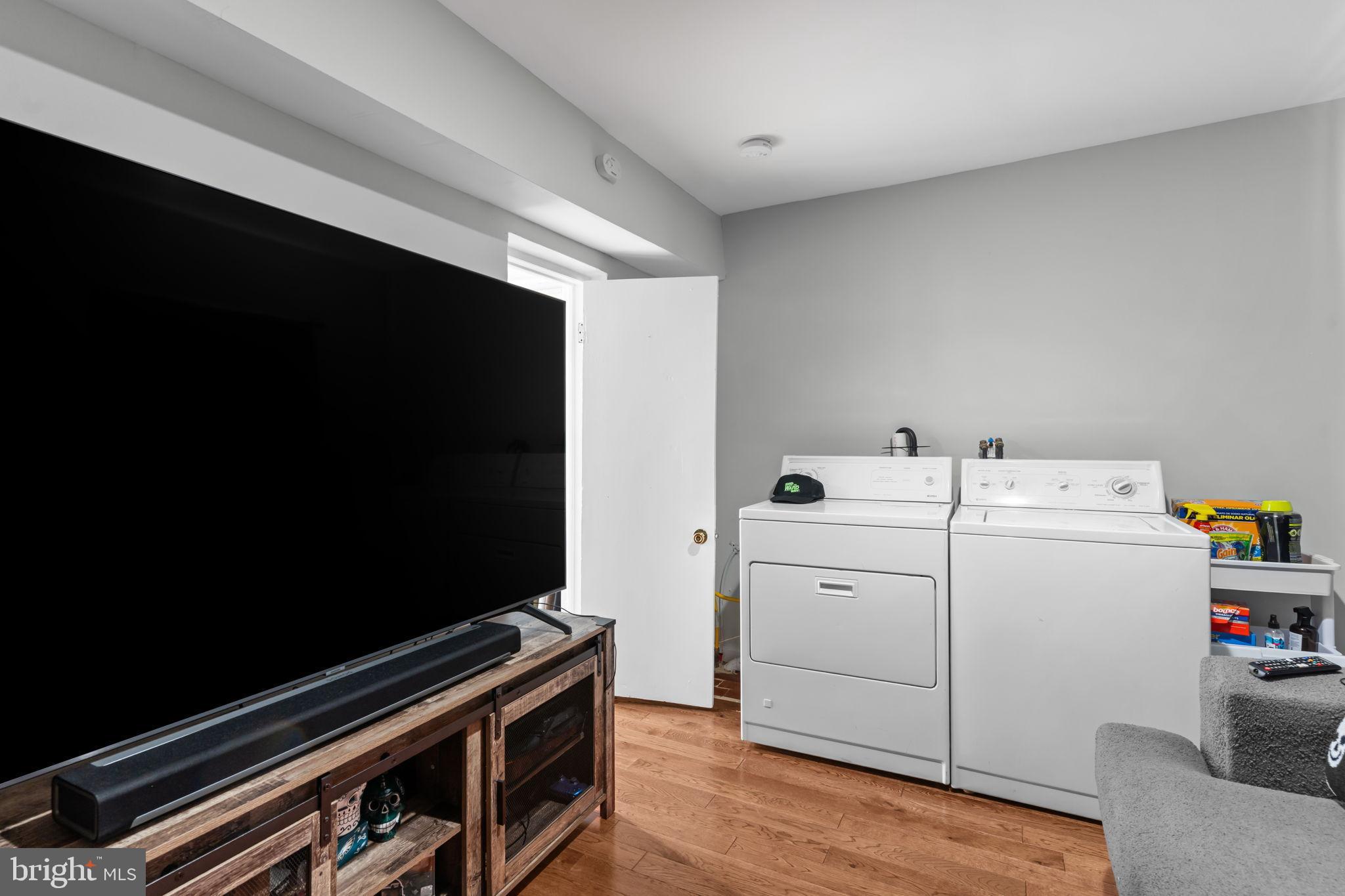 HOLMESBURG - Residential Income