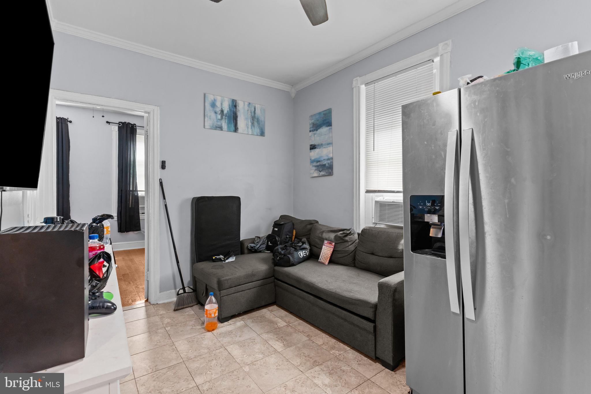 HOLMESBURG - Residential Income