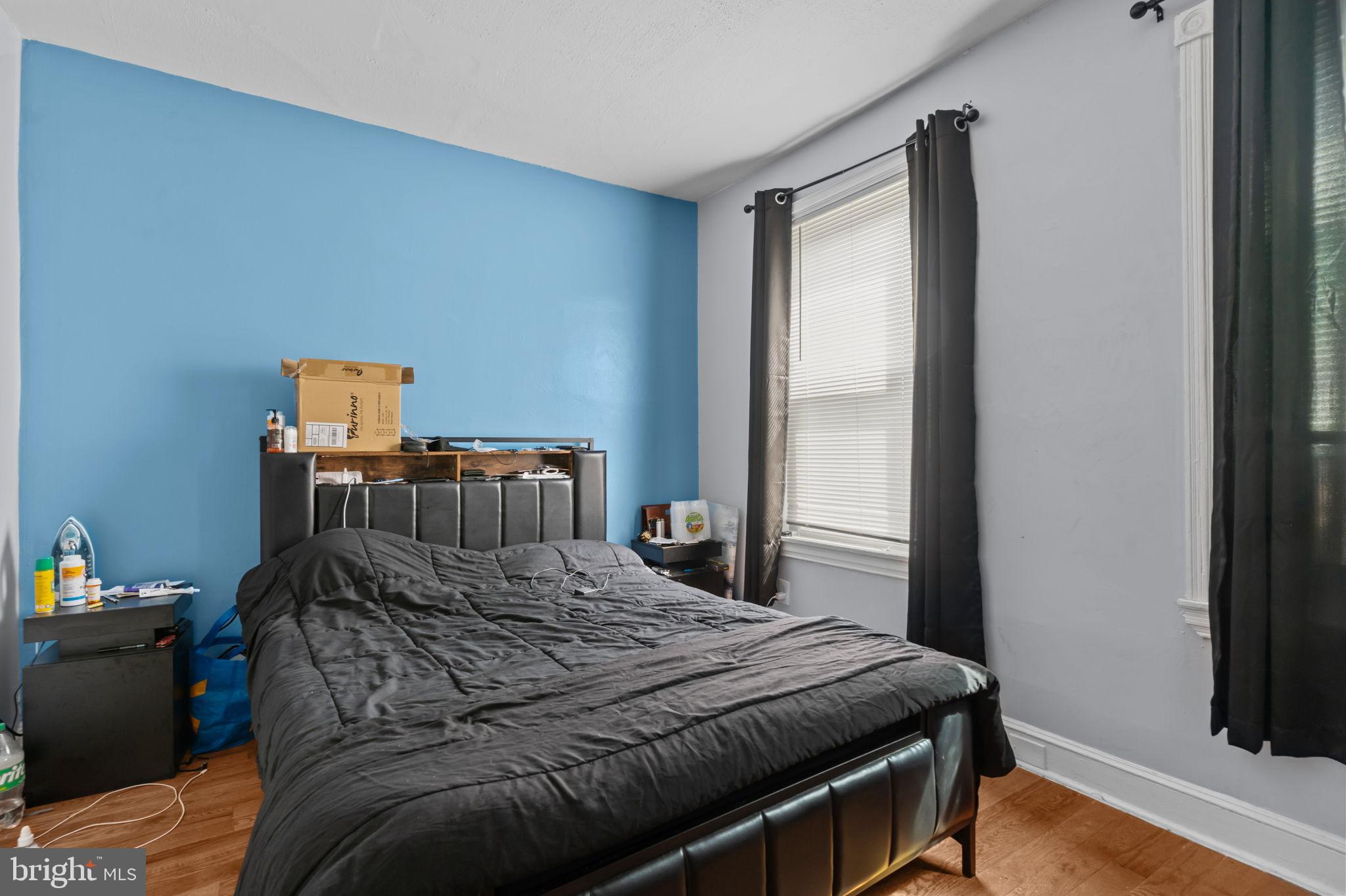 HOLMESBURG - Residential Income