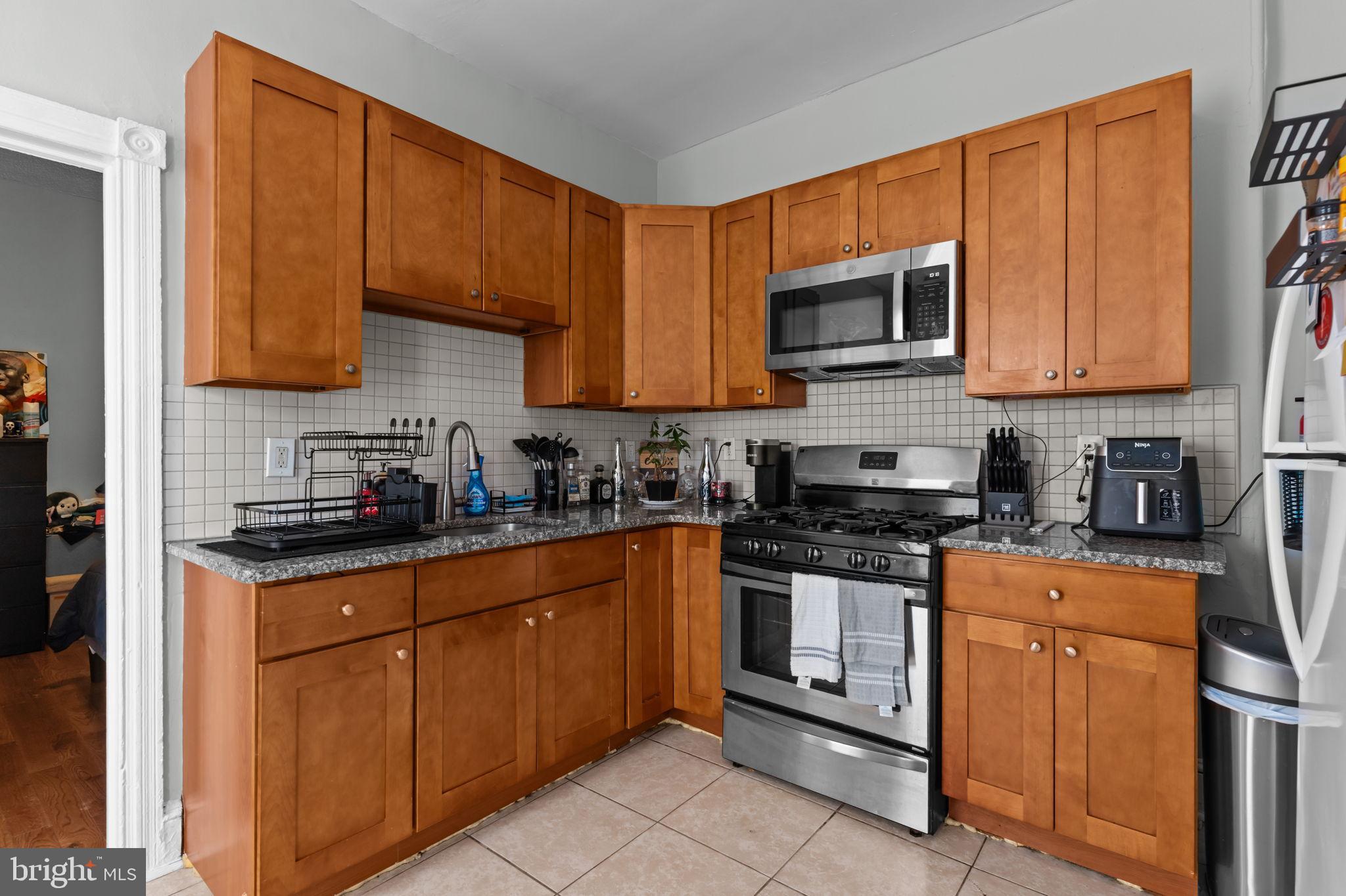 HOLMESBURG - Residential Income