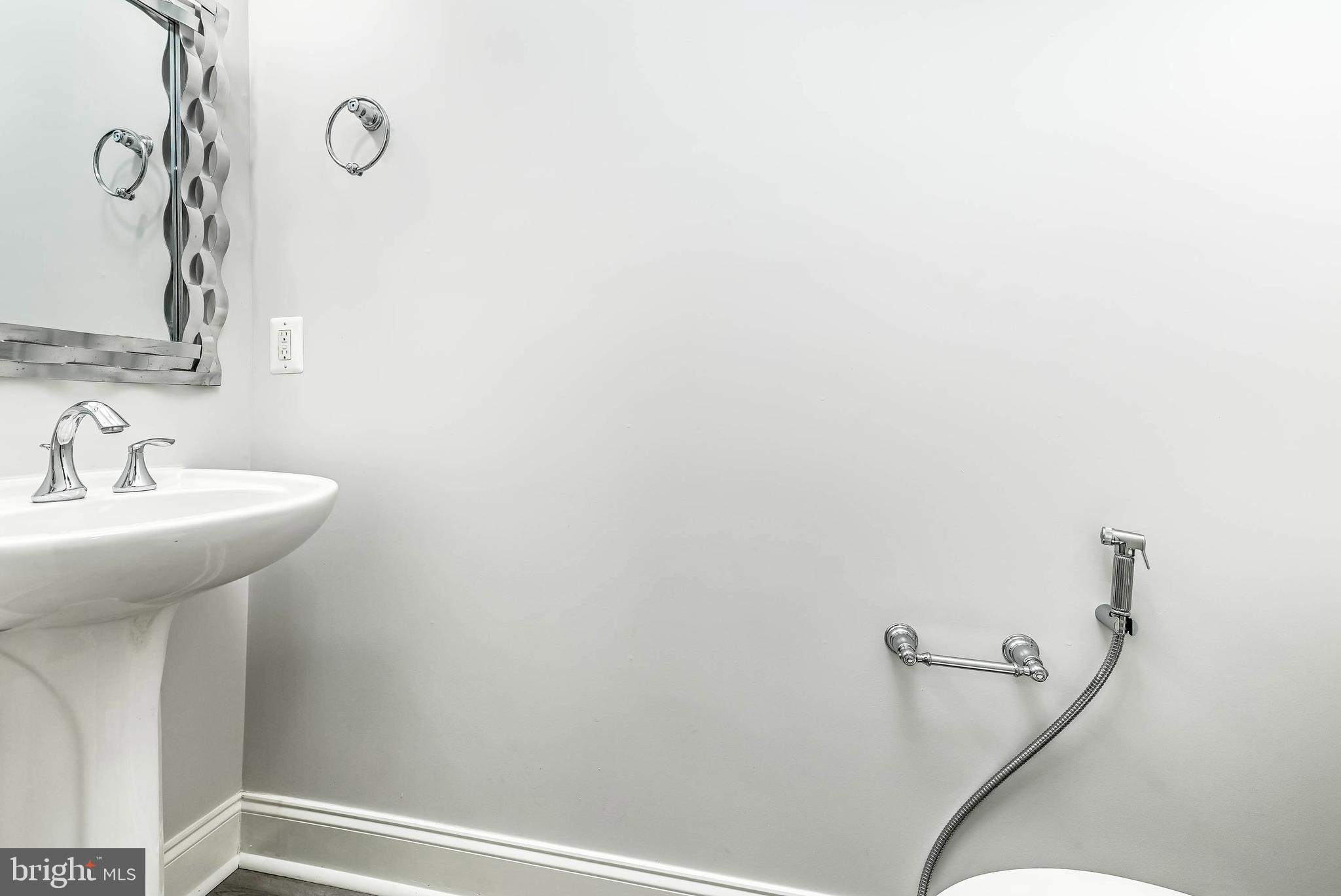 POTOMAC CLUB - Residential Lease