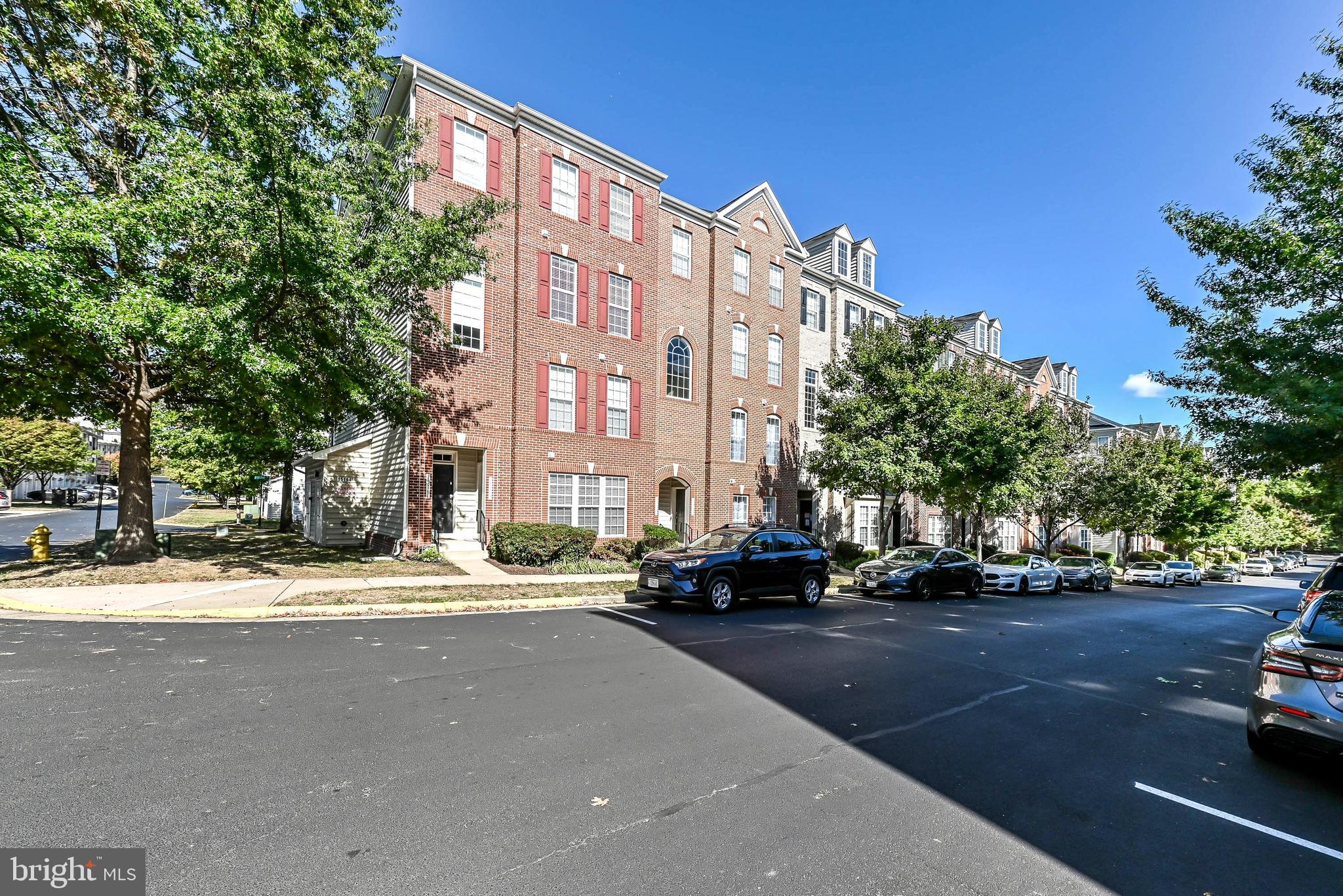 POTOMAC CLUB - Residential Lease