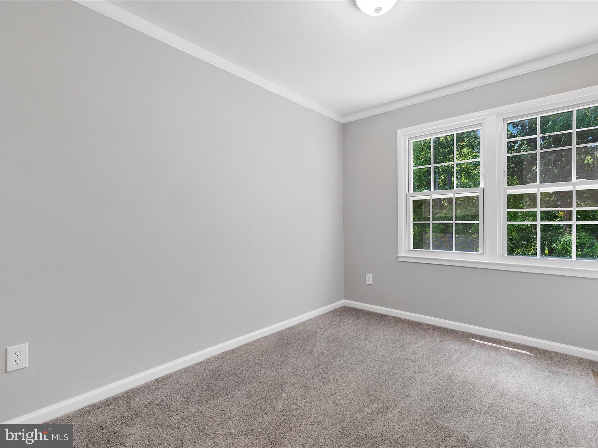 CROFTON SQUARE - Residential