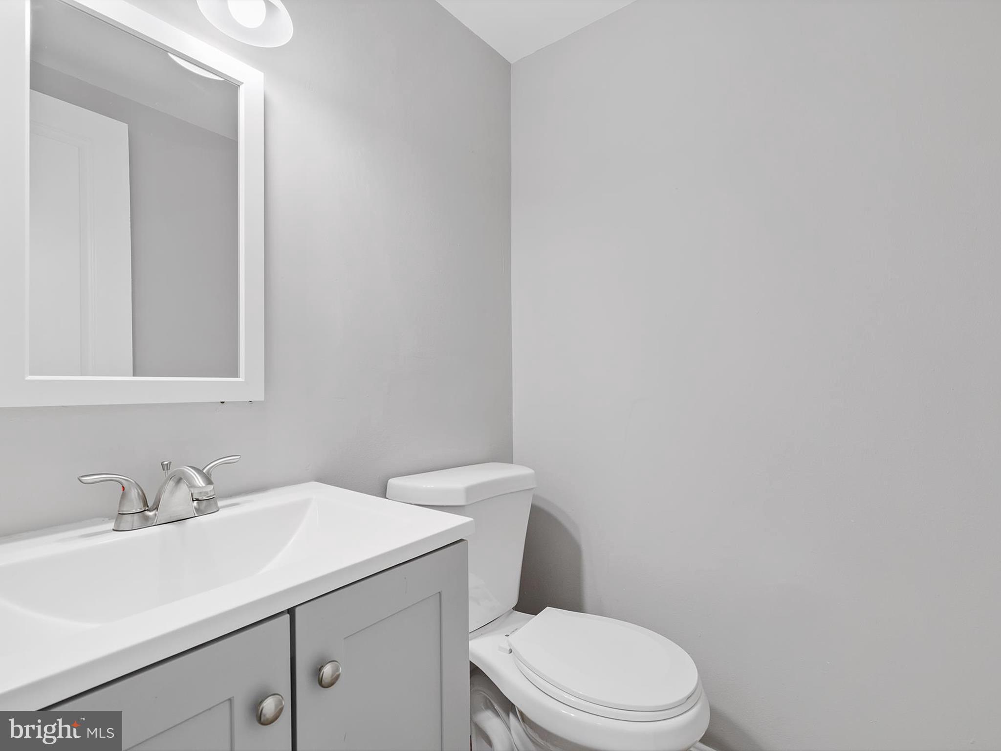 CROFTON SQUARE - Residential