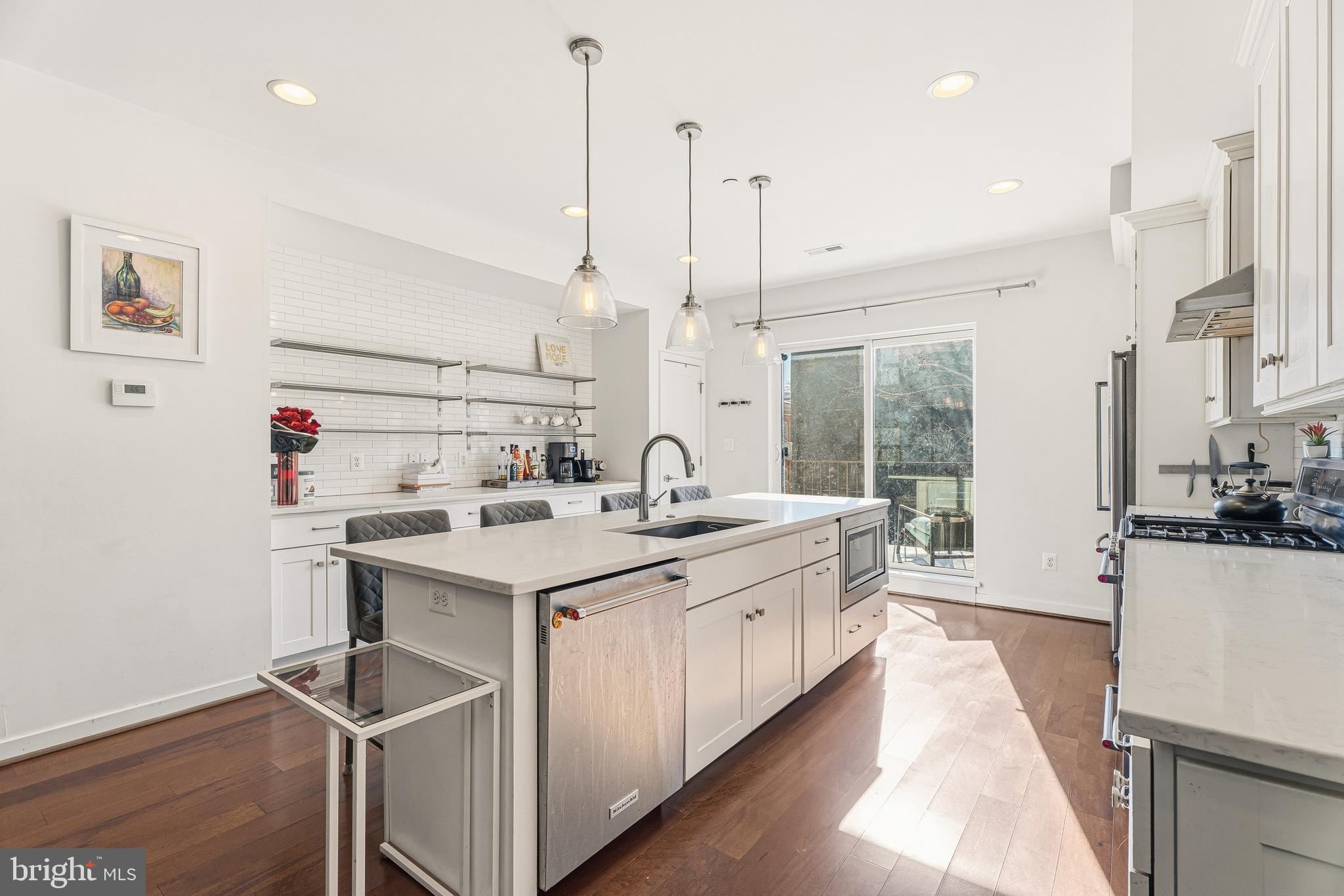 BUTCHERS HILL - Residential