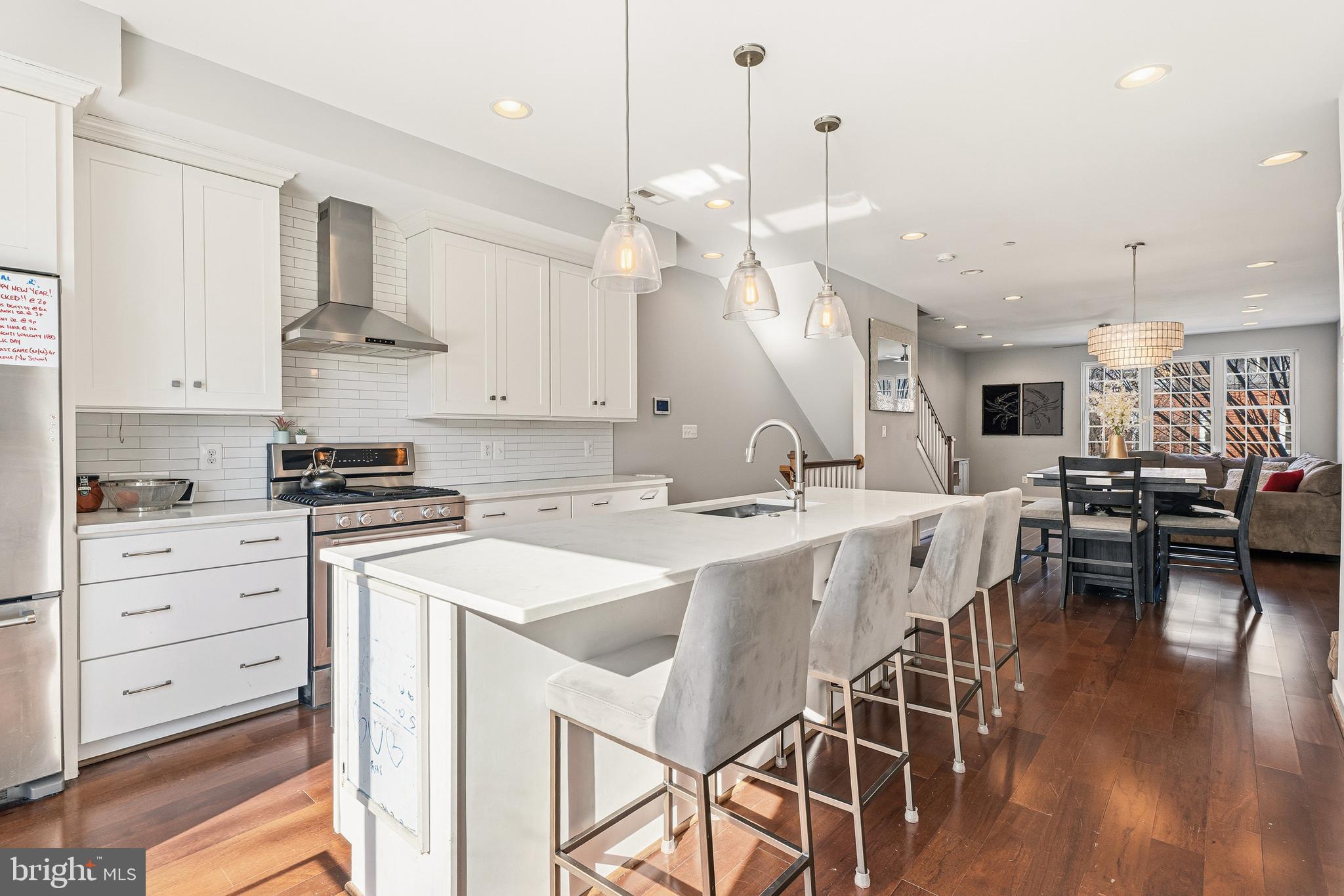 BUTCHERS HILL - Residential