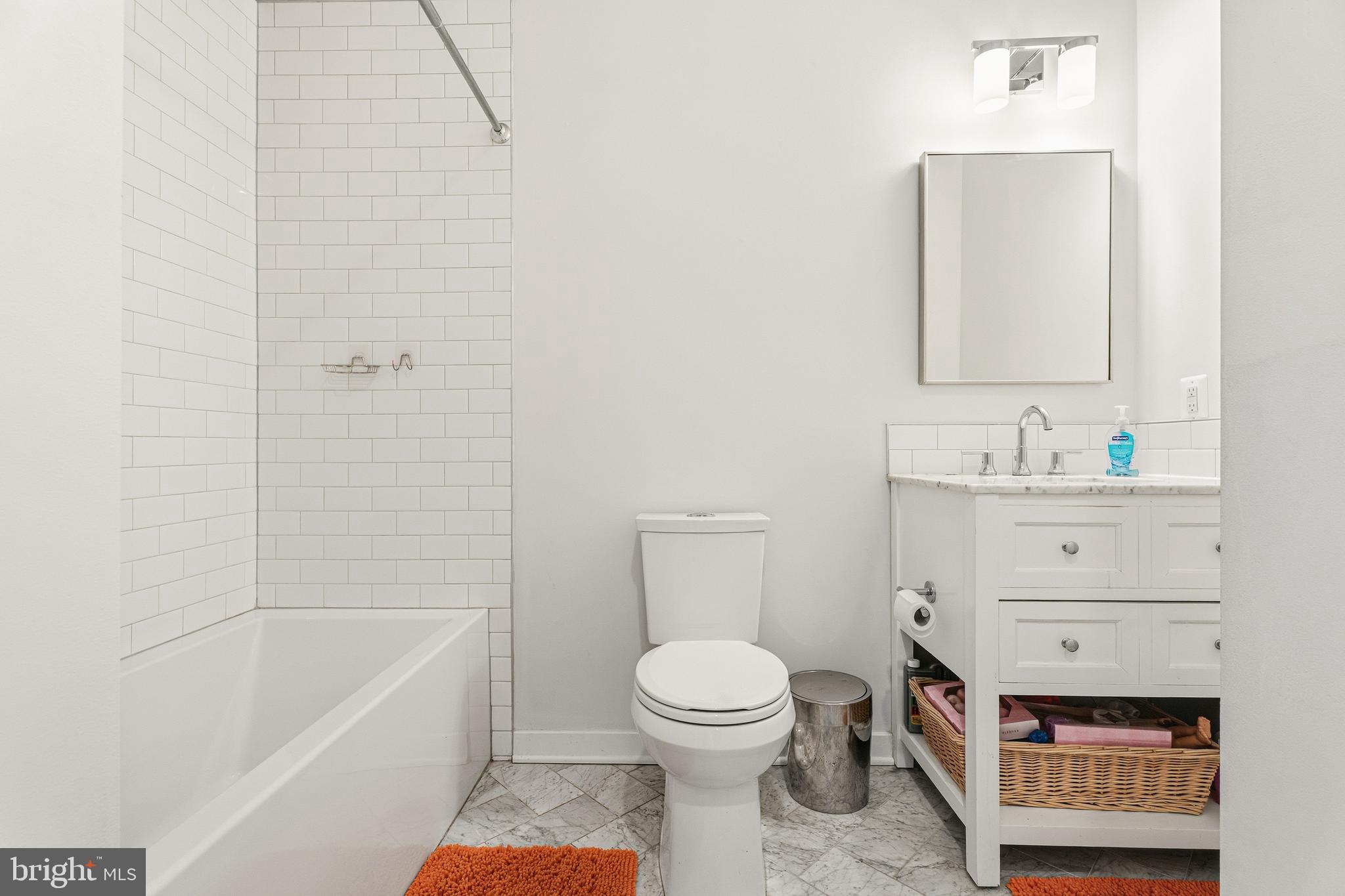 BUTCHERS HILL - Residential