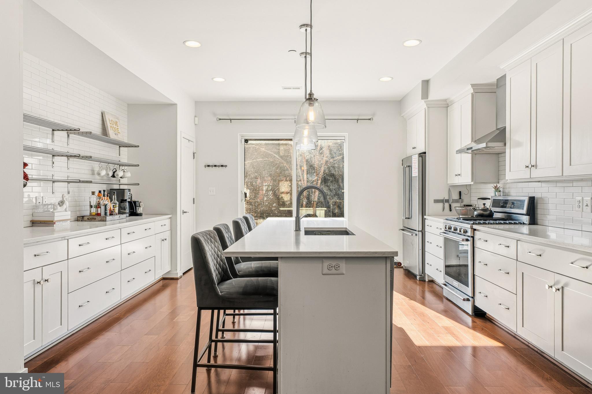 BUTCHERS HILL - Residential