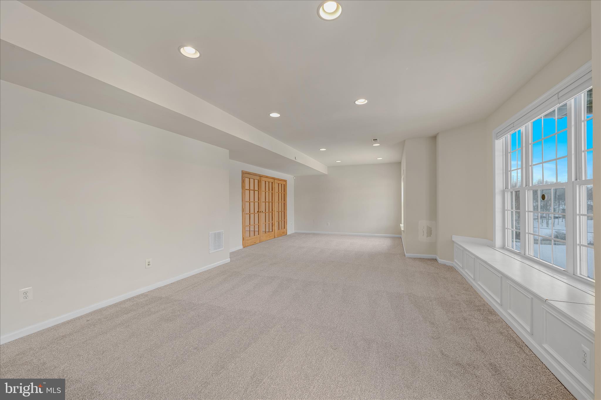 DEERFIELD VILLAGE - Residential