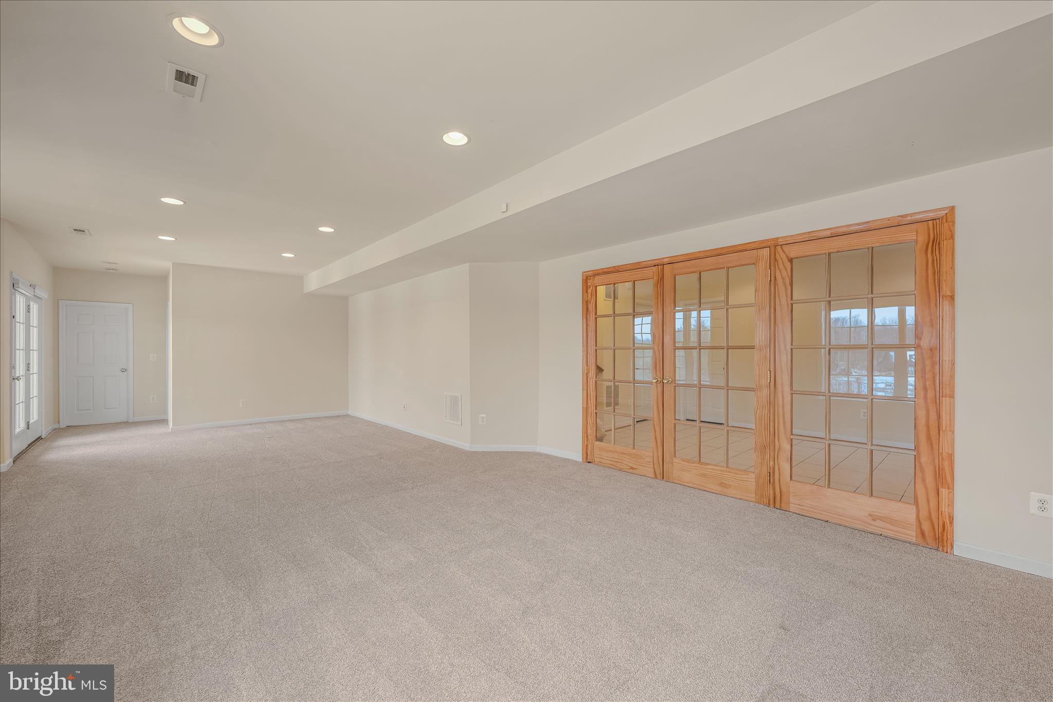 DEERFIELD VILLAGE - Residential