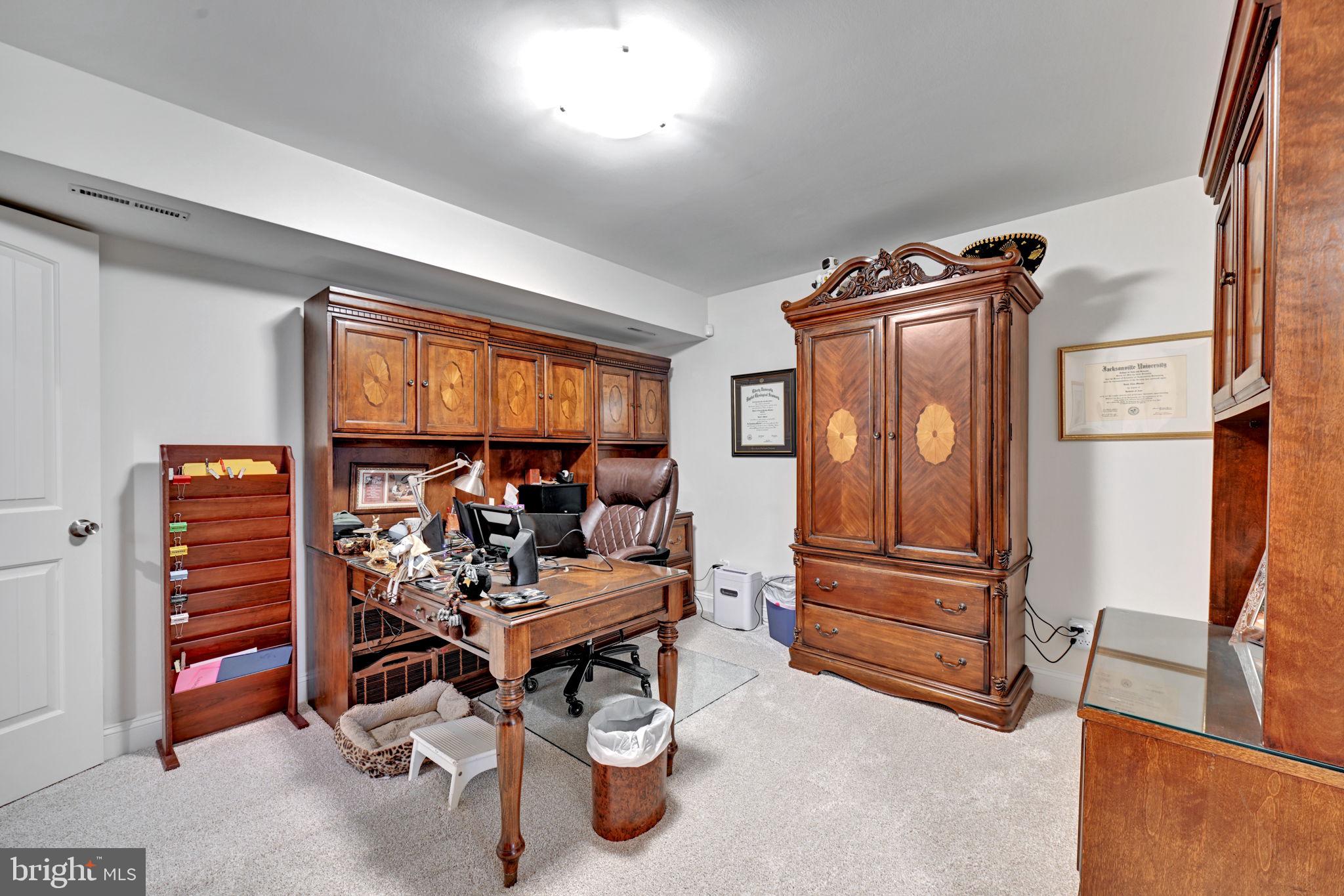 SPRINGFIELD - Residential