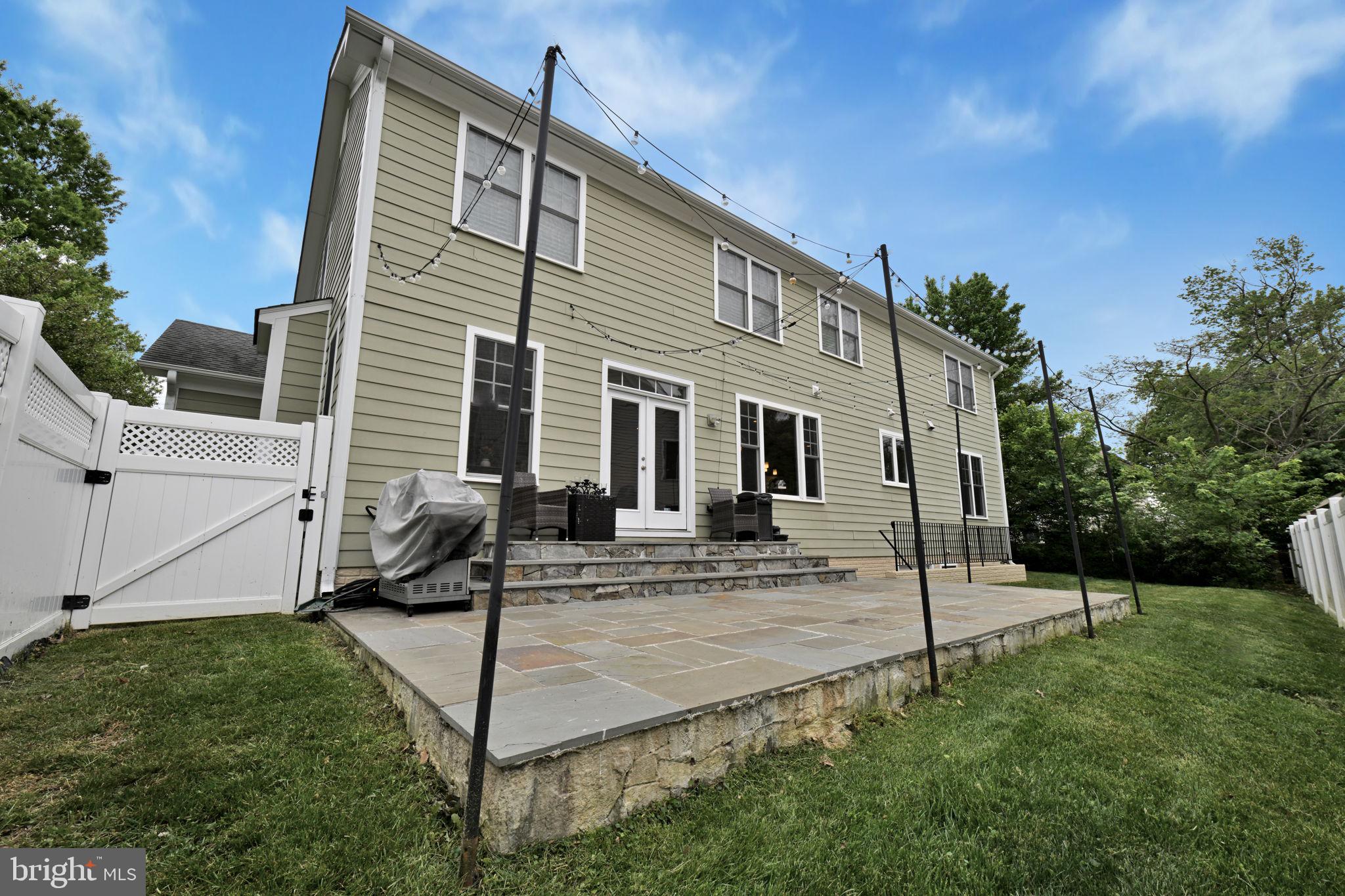 SPRINGFIELD - Residential