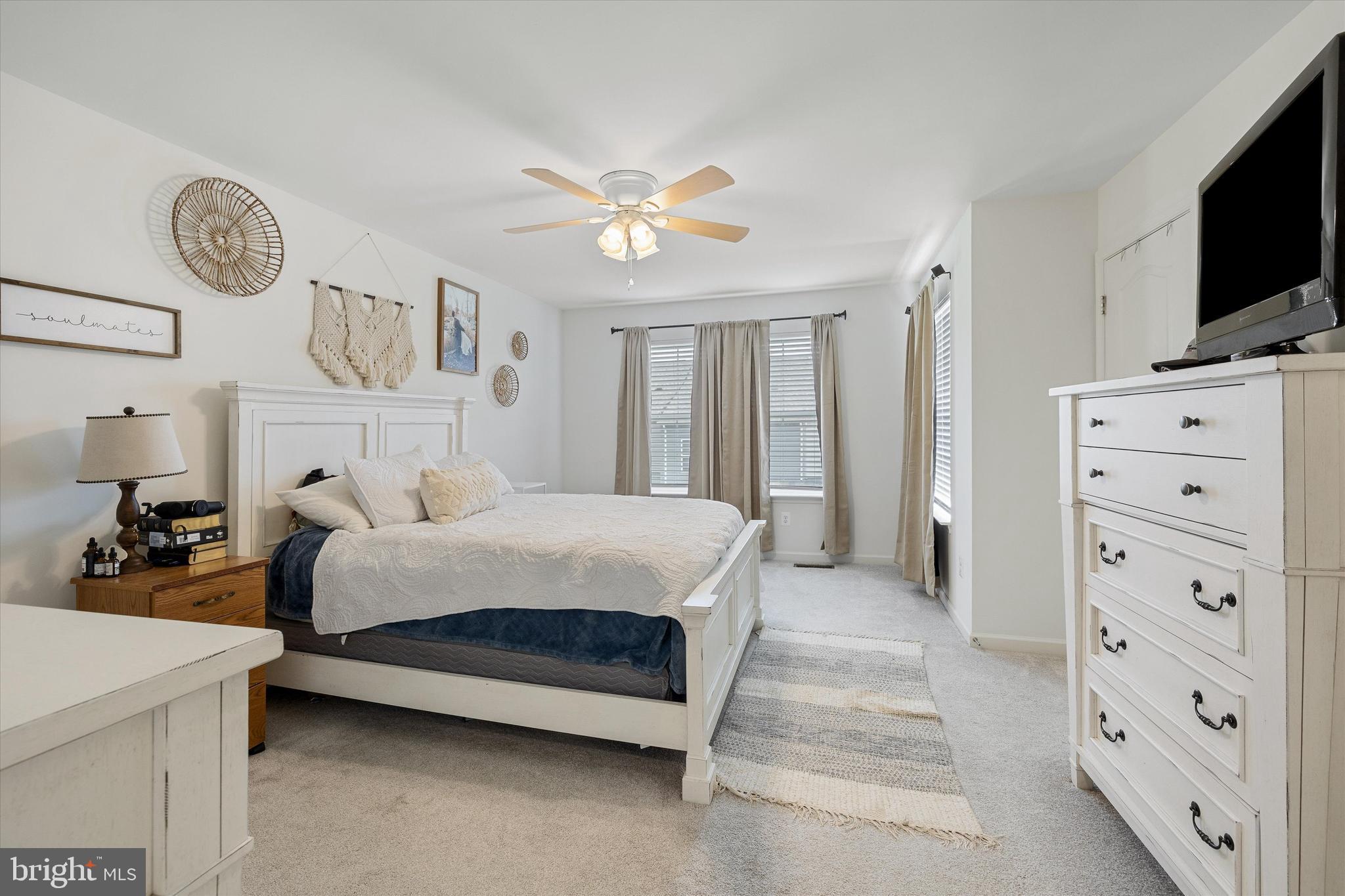 WHISPERING PINES - Residential