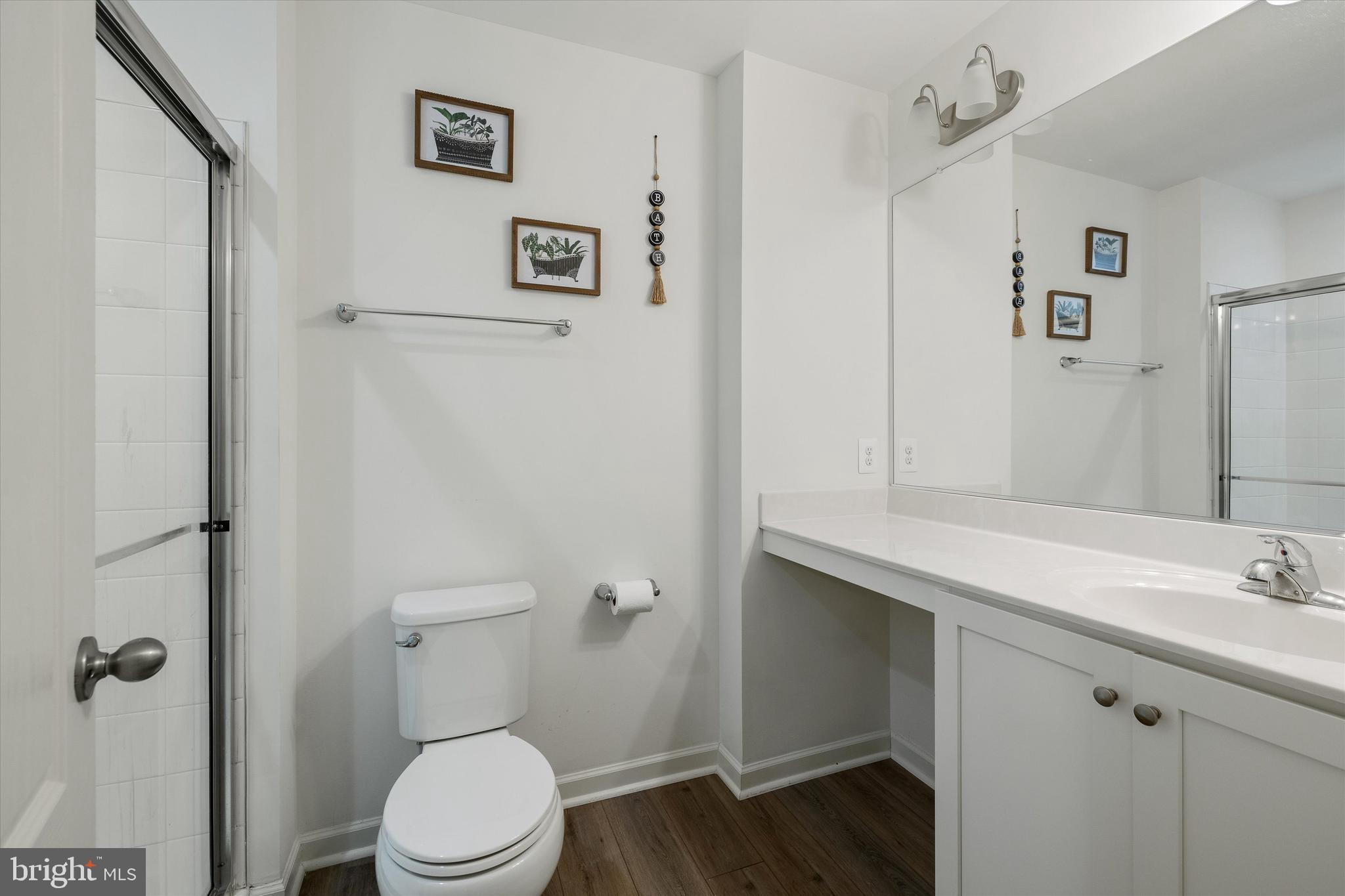 WHISPERING PINES - Residential