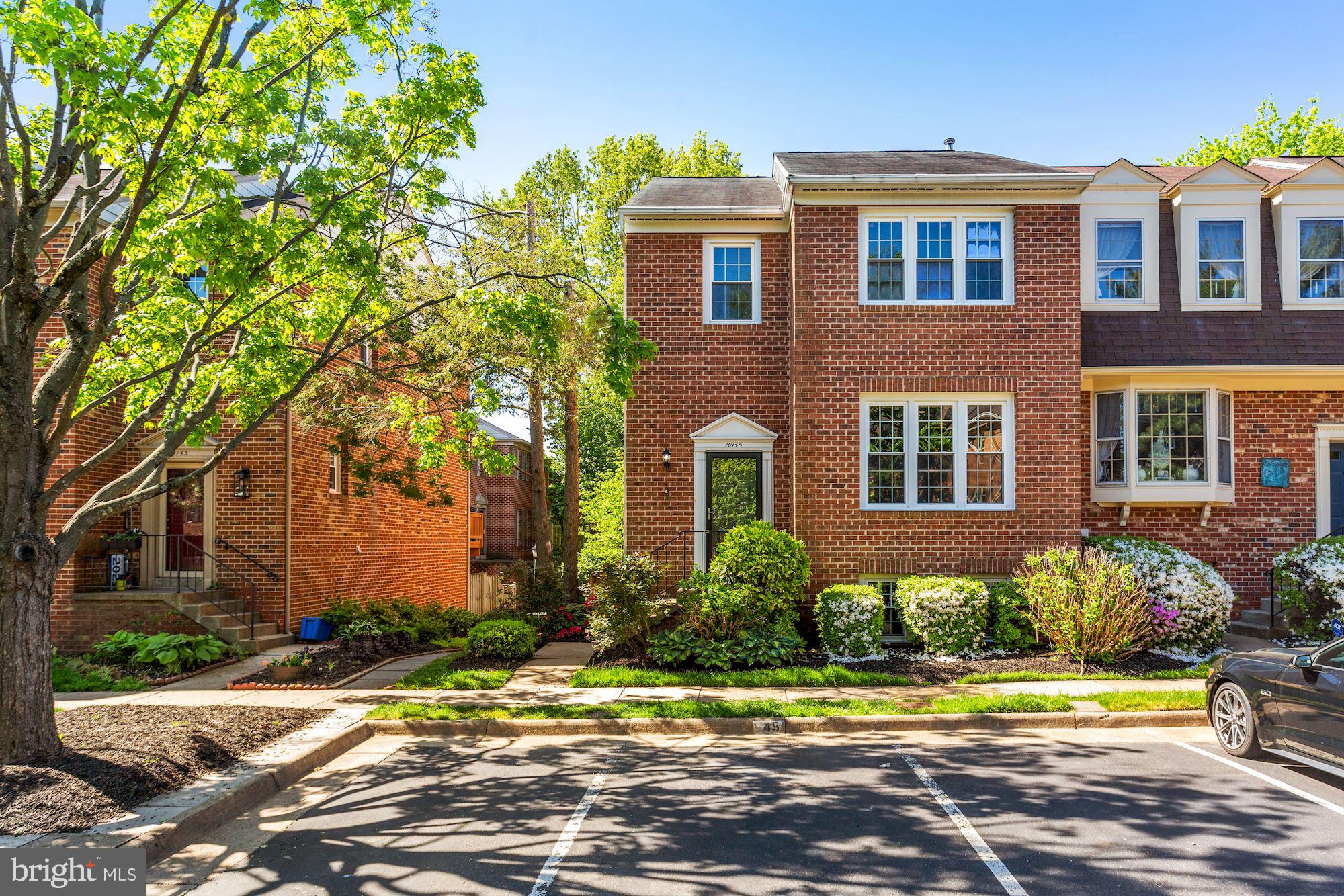 10145 OAKWOOD CHASE COURT