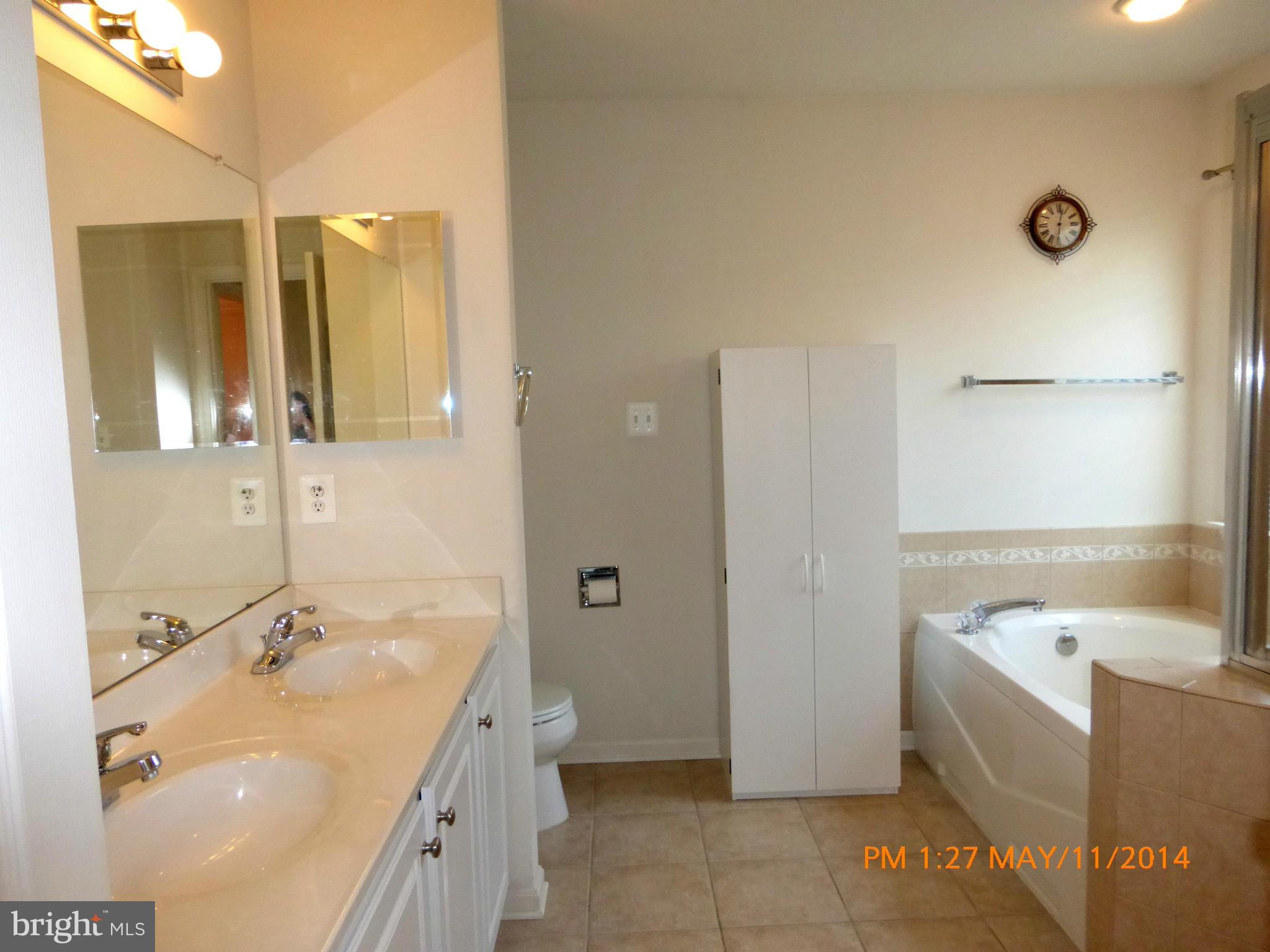 WASHINGTON TRAIL - Residential Lease