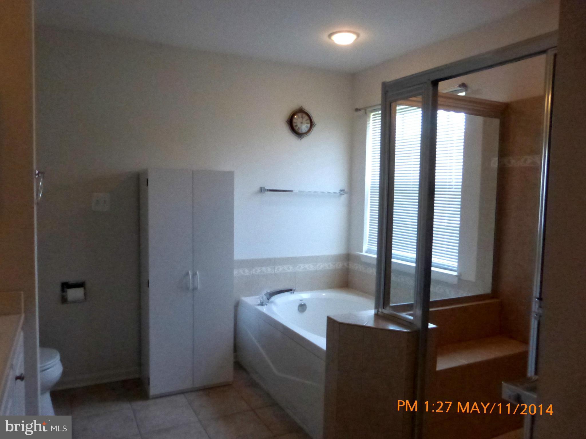 WASHINGTON TRAIL - Residential Lease