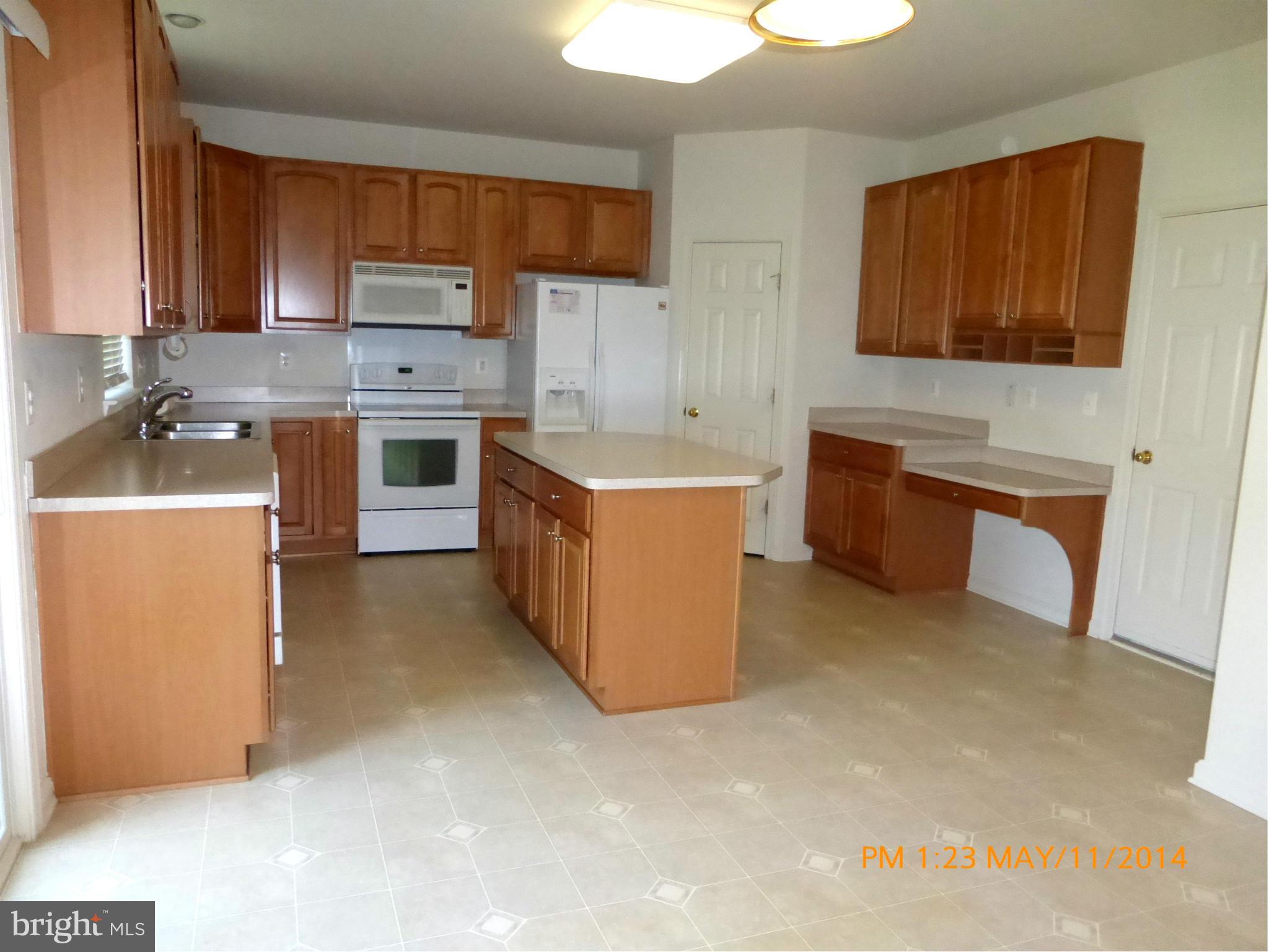 WASHINGTON TRAIL - Residential Lease