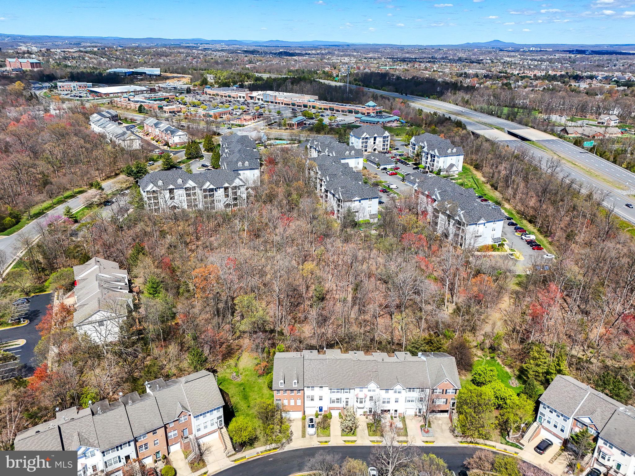 BROADLANDS - Residential