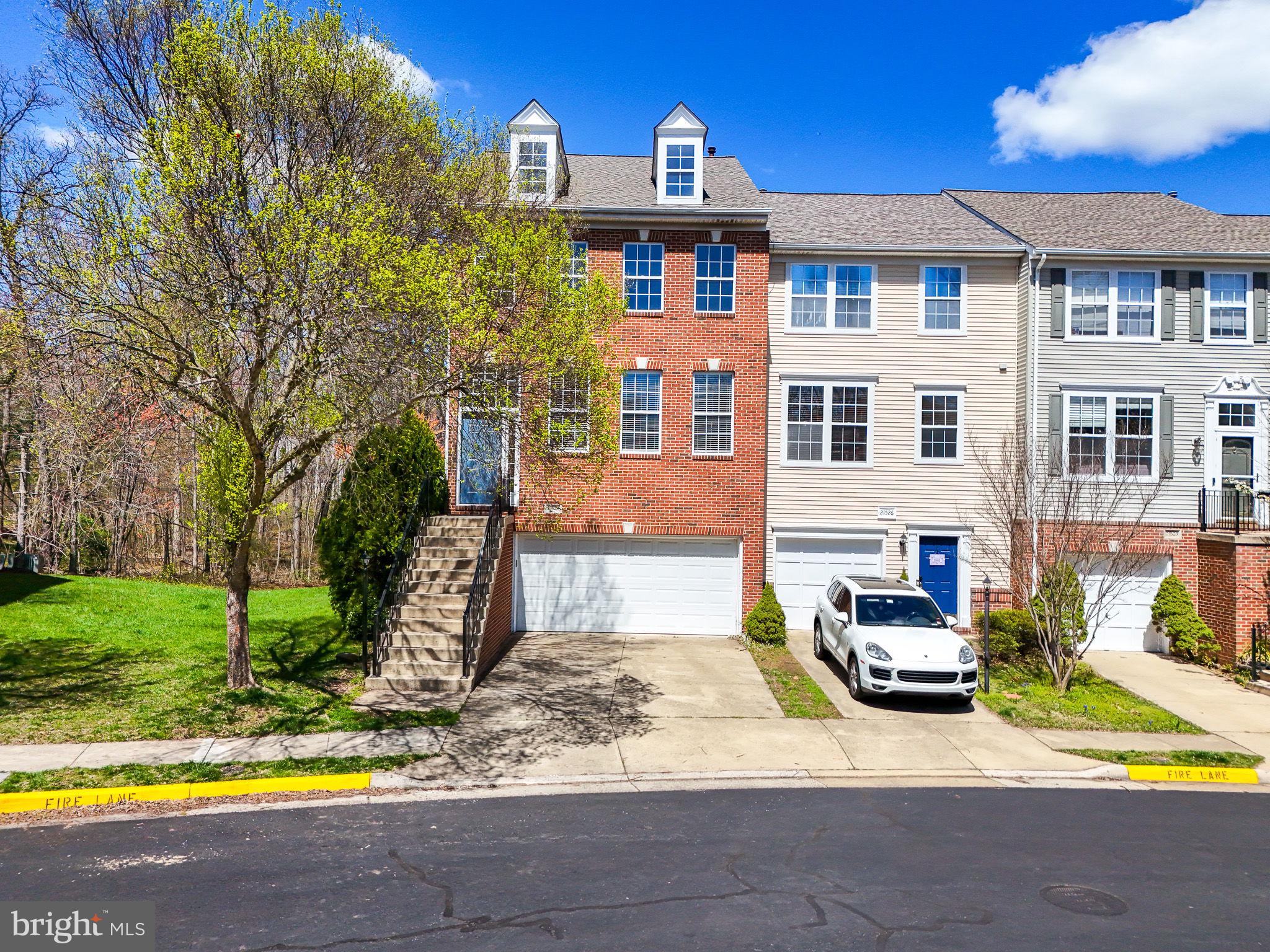 BROADLANDS - Residential