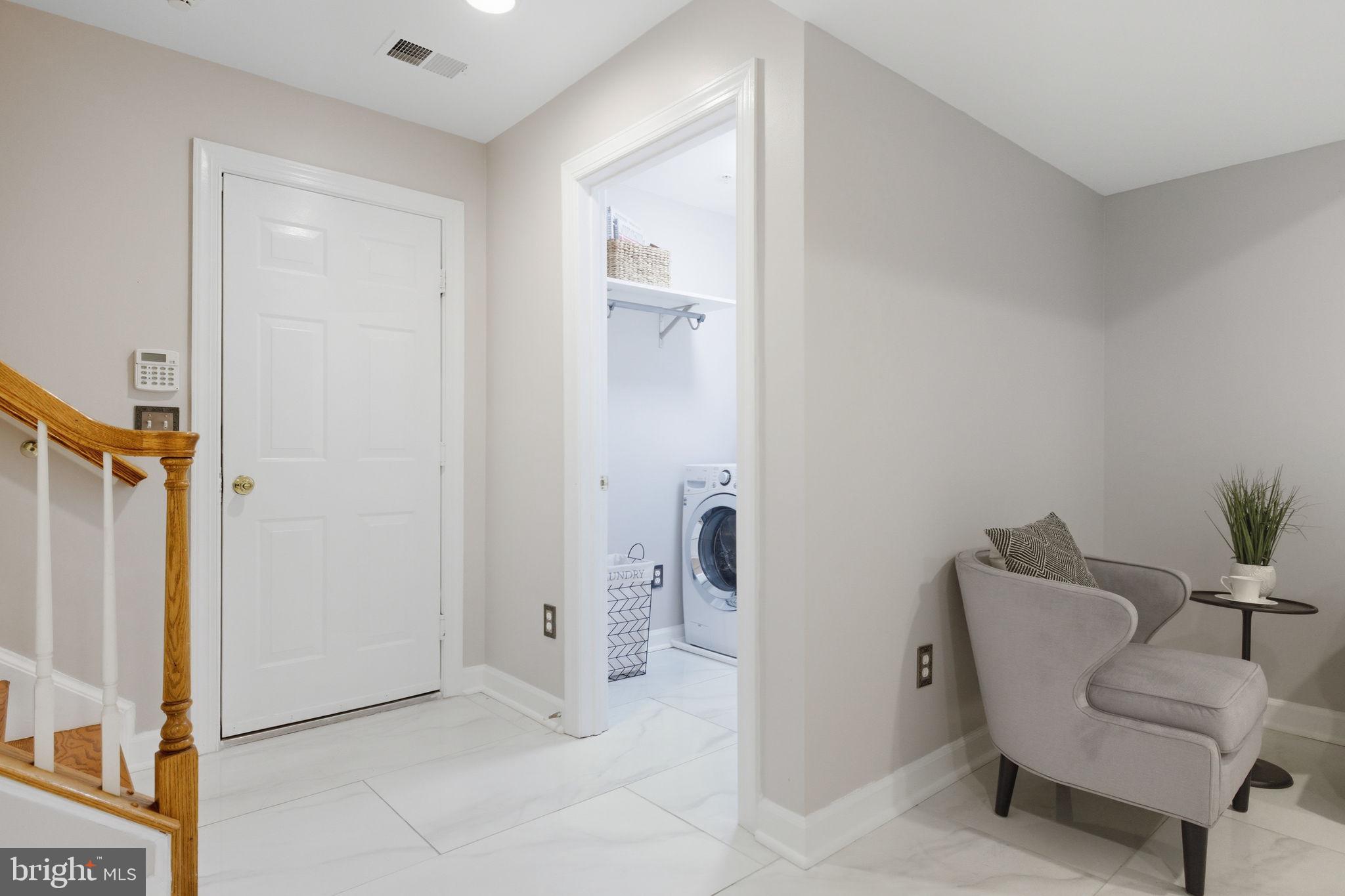 RESERVE AT TYSONS CORNER - Residential