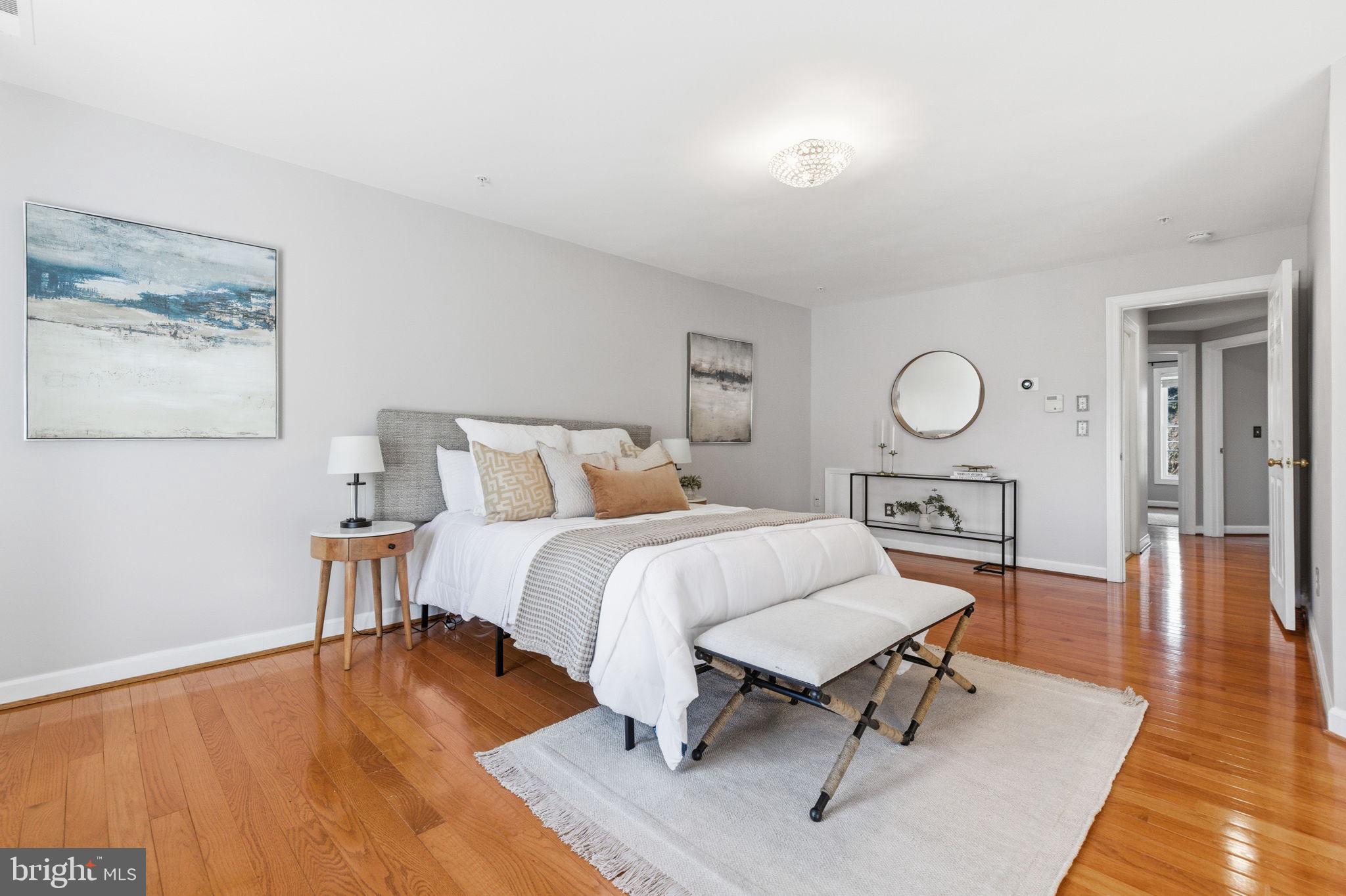 RESERVE AT TYSONS CORNER - Residential