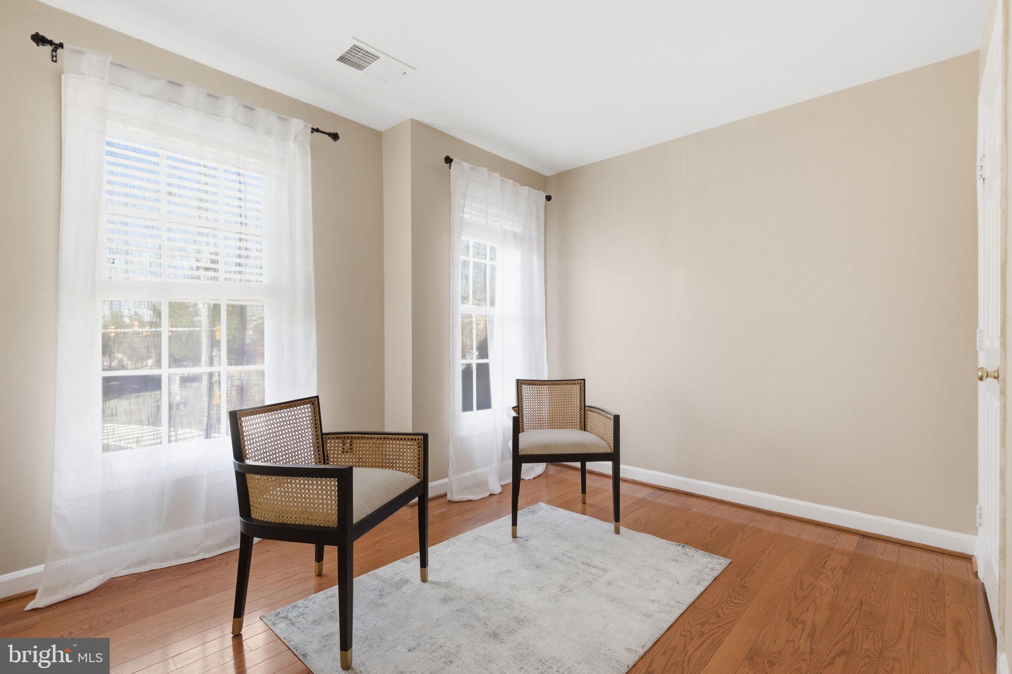 RESERVE AT TYSONS CORNER - Residential