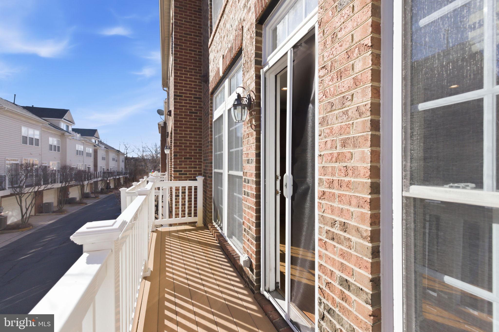 RESERVE AT TYSONS CORNER - Residential