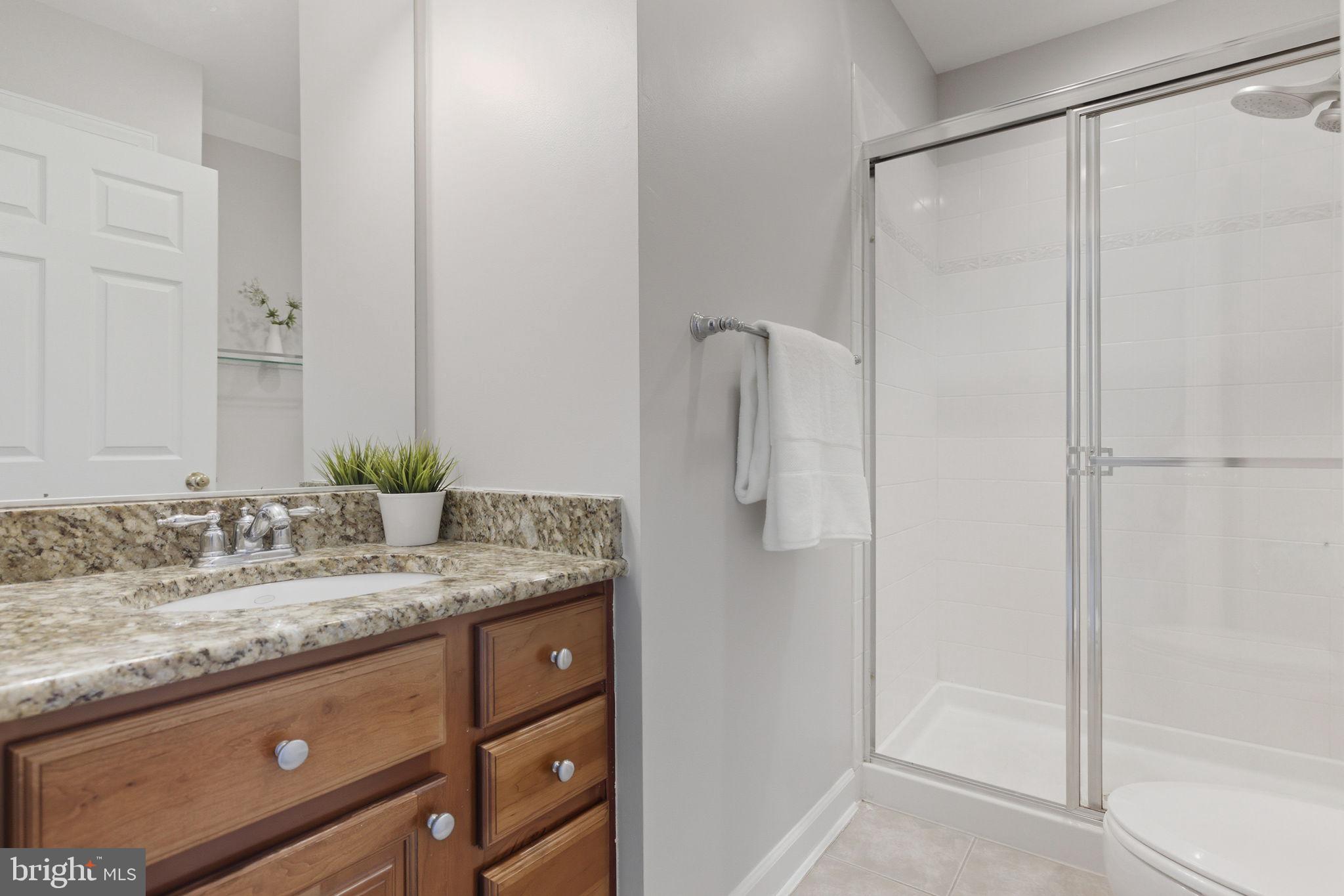 RESERVE AT TYSONS CORNER - Residential