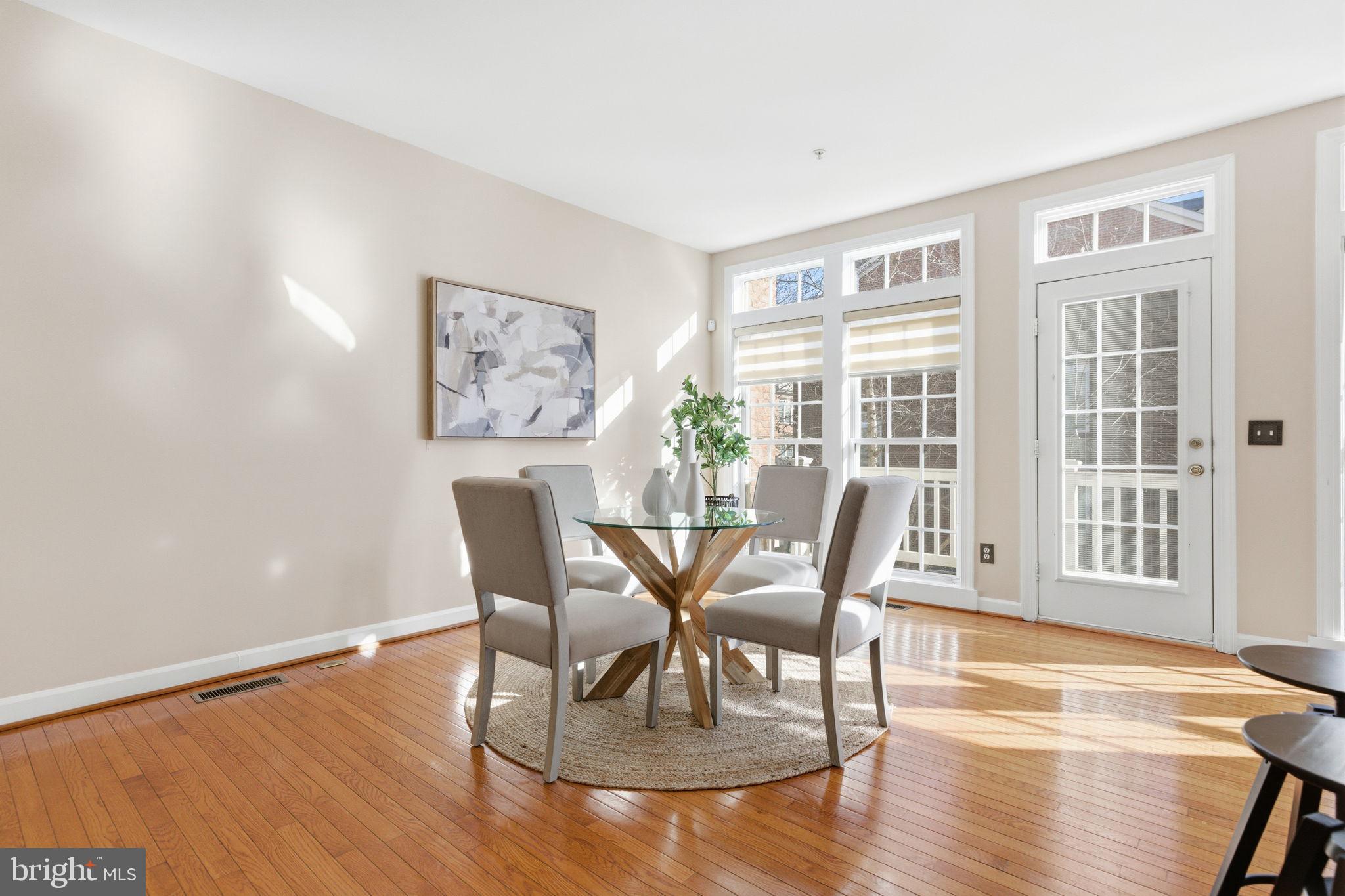 RESERVE AT TYSONS CORNER - Residential