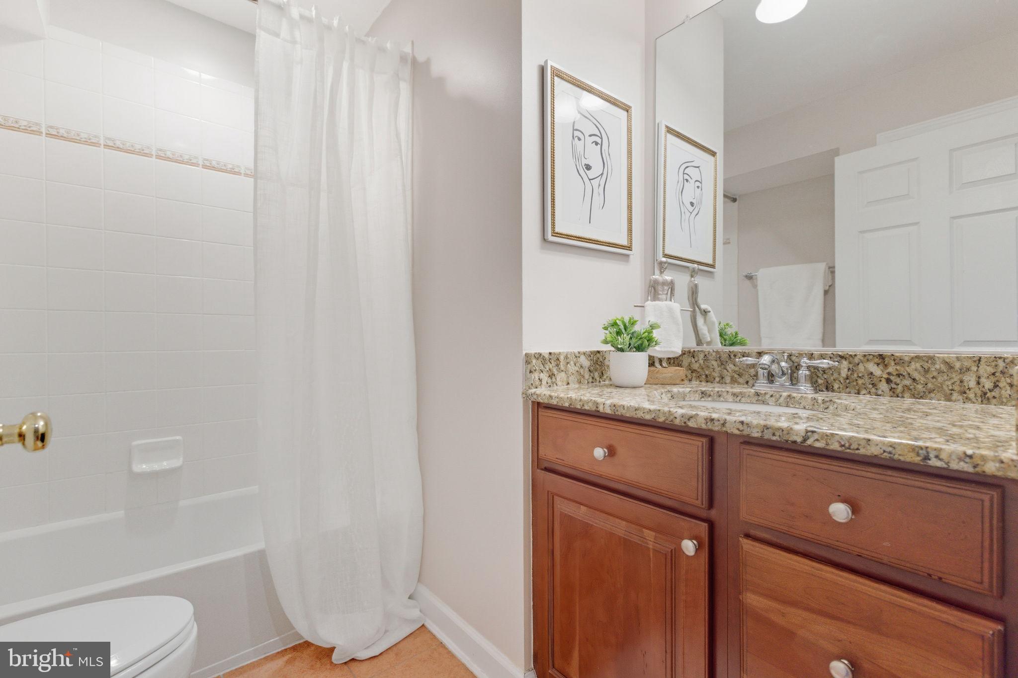 RESERVE AT TYSONS CORNER - Residential