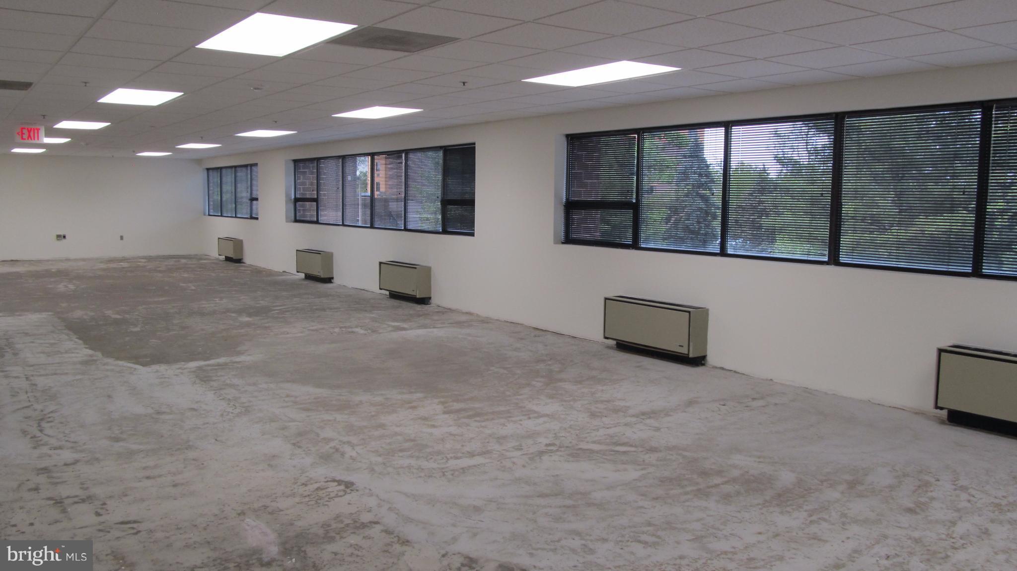 CITY OF FAIRFAX - Commercial Lease