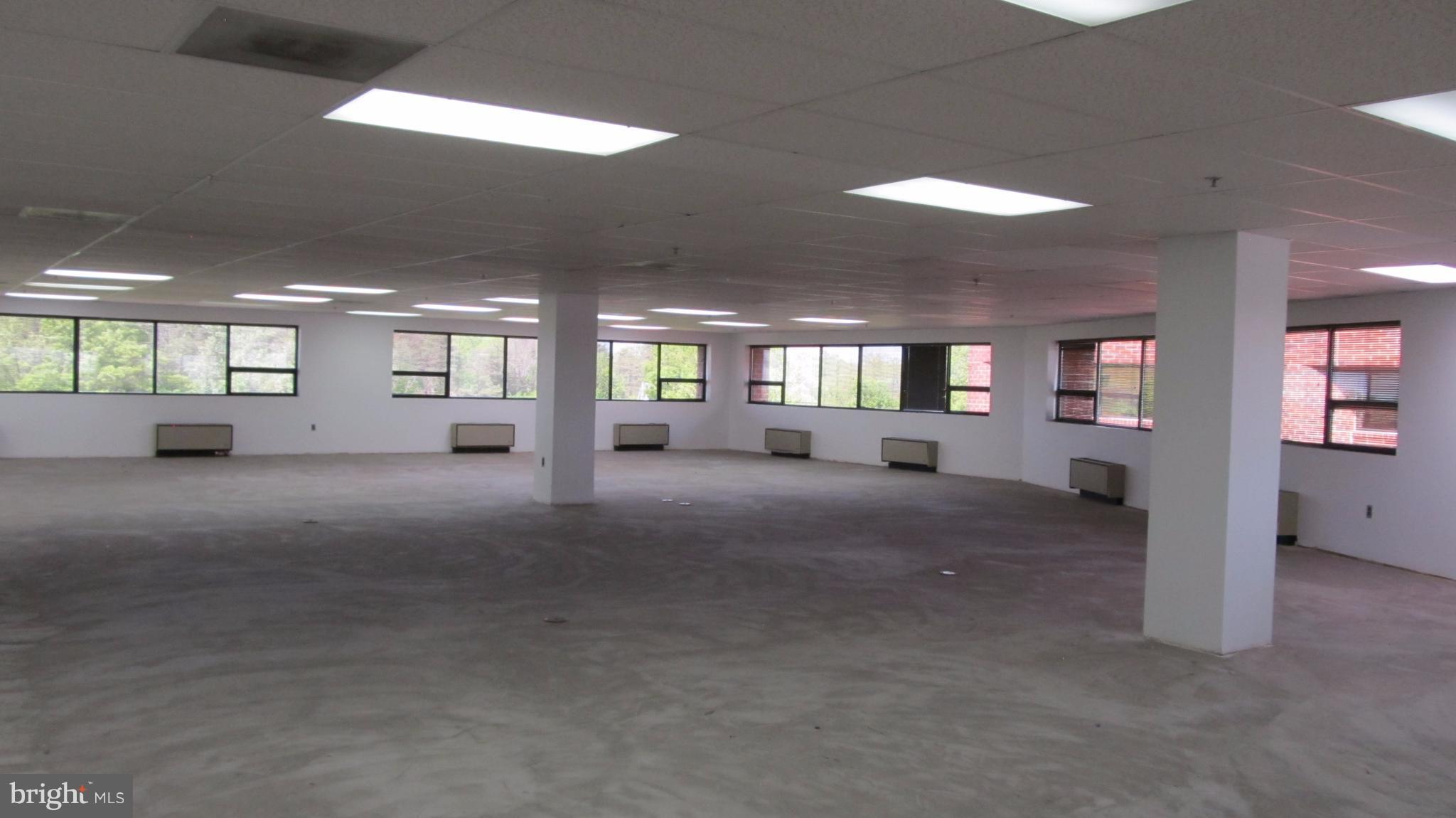 CITY OF FAIRFAX - Commercial Lease