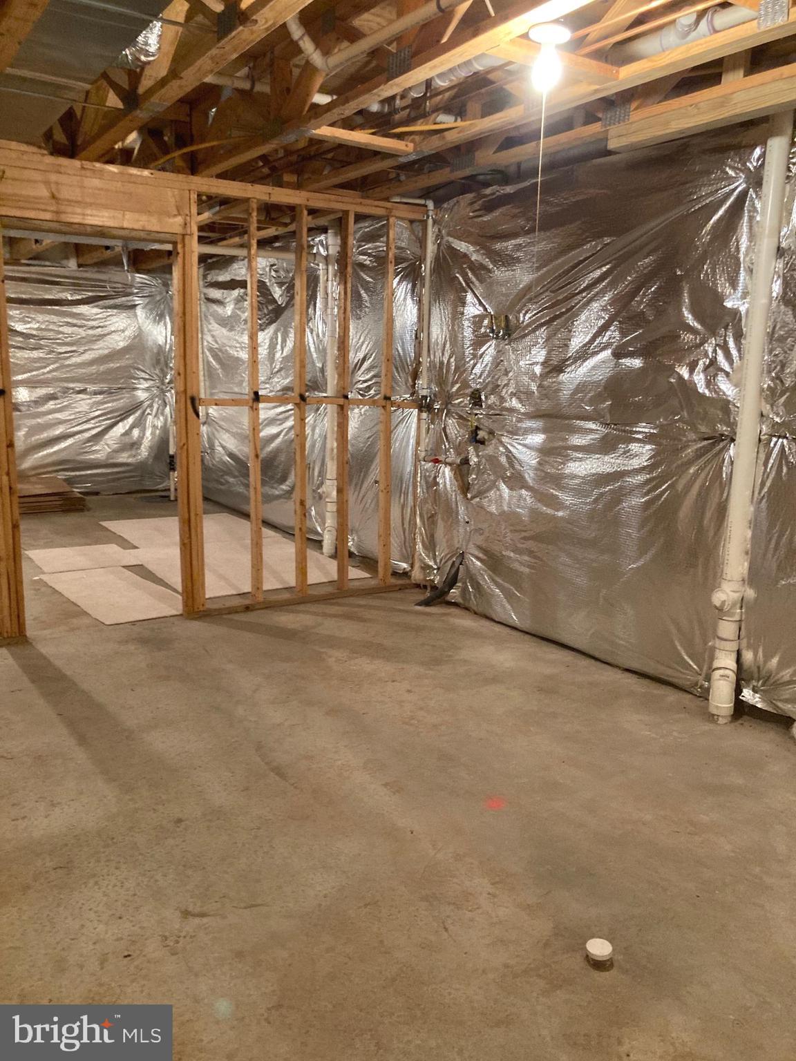 HERITAGE HUNT - Residential Lease